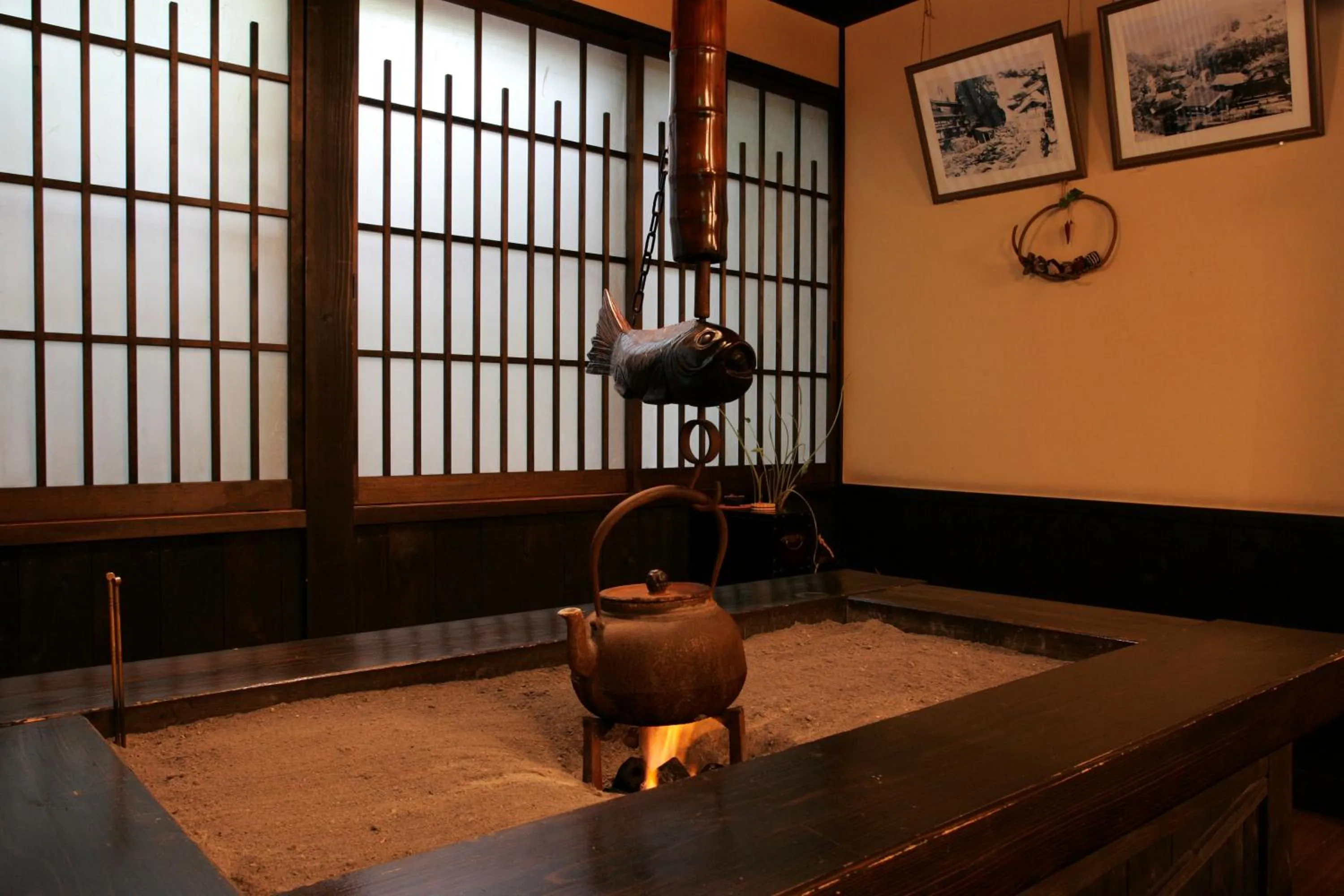 Area and facilities in Okyakuya