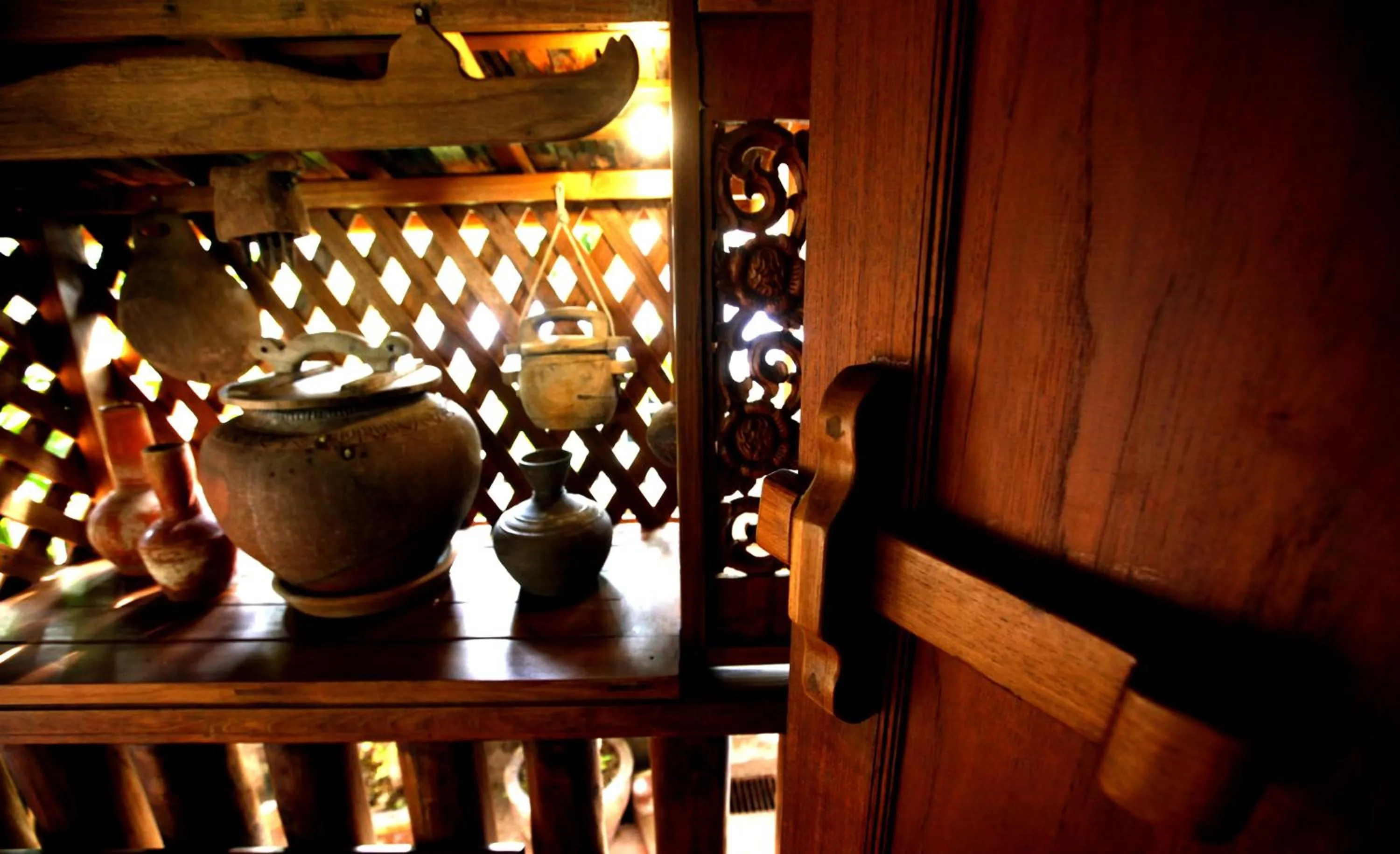 Day in Baanthep Antique Homestay