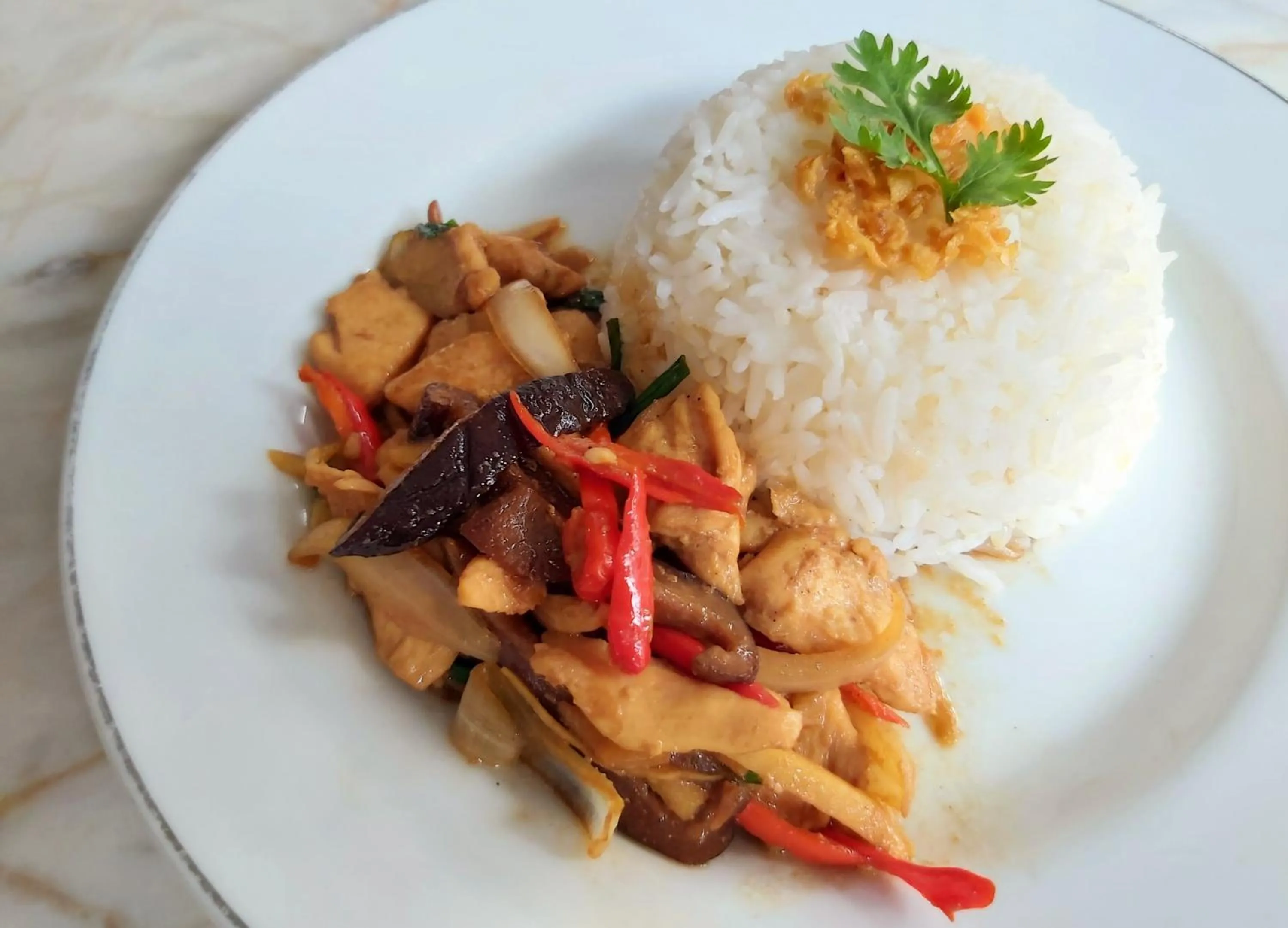 Restaurant/places to eat in Baanthep Antique Homestay