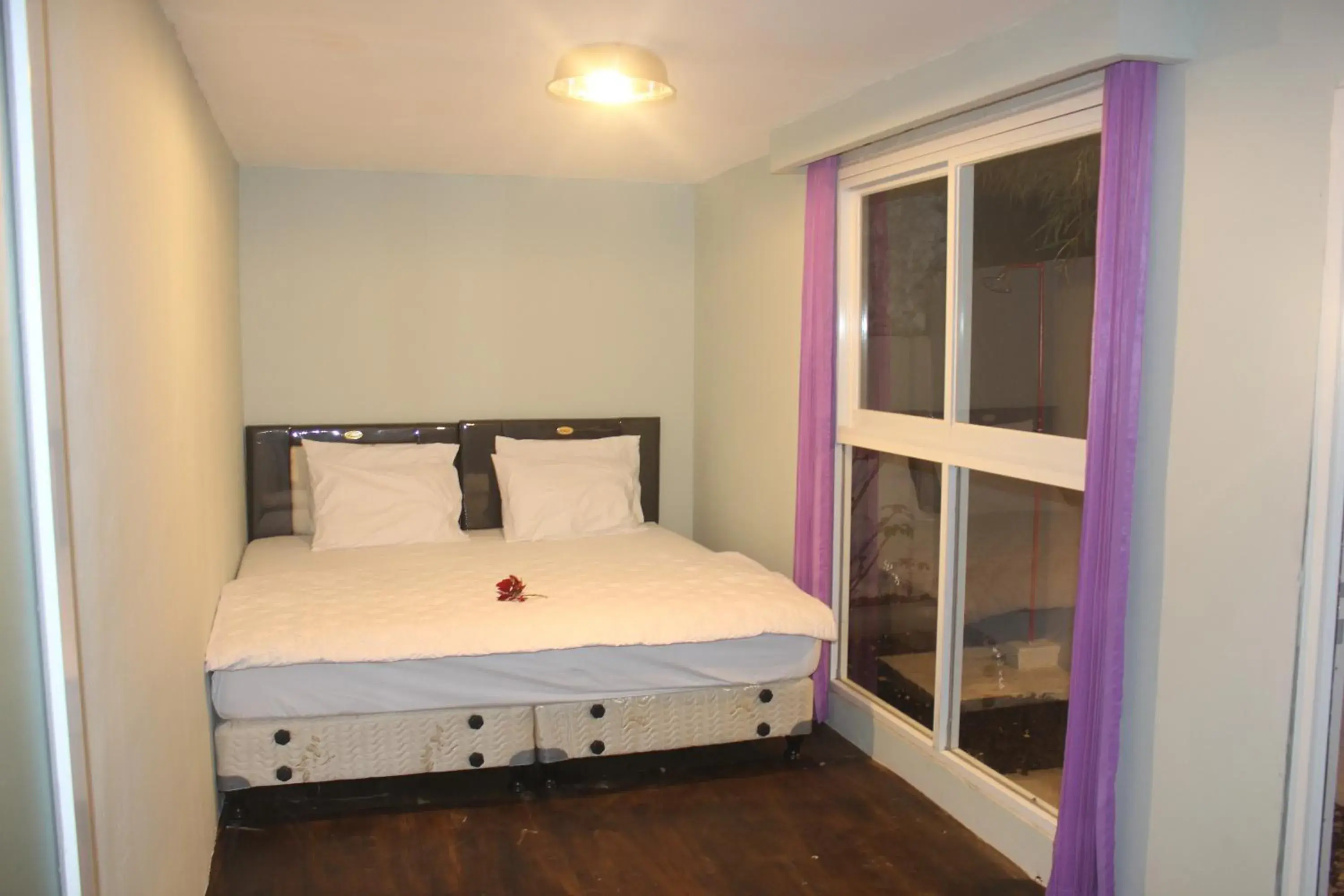 Budget Double Room in Kubu Container Budget Double Room in Kubu Container