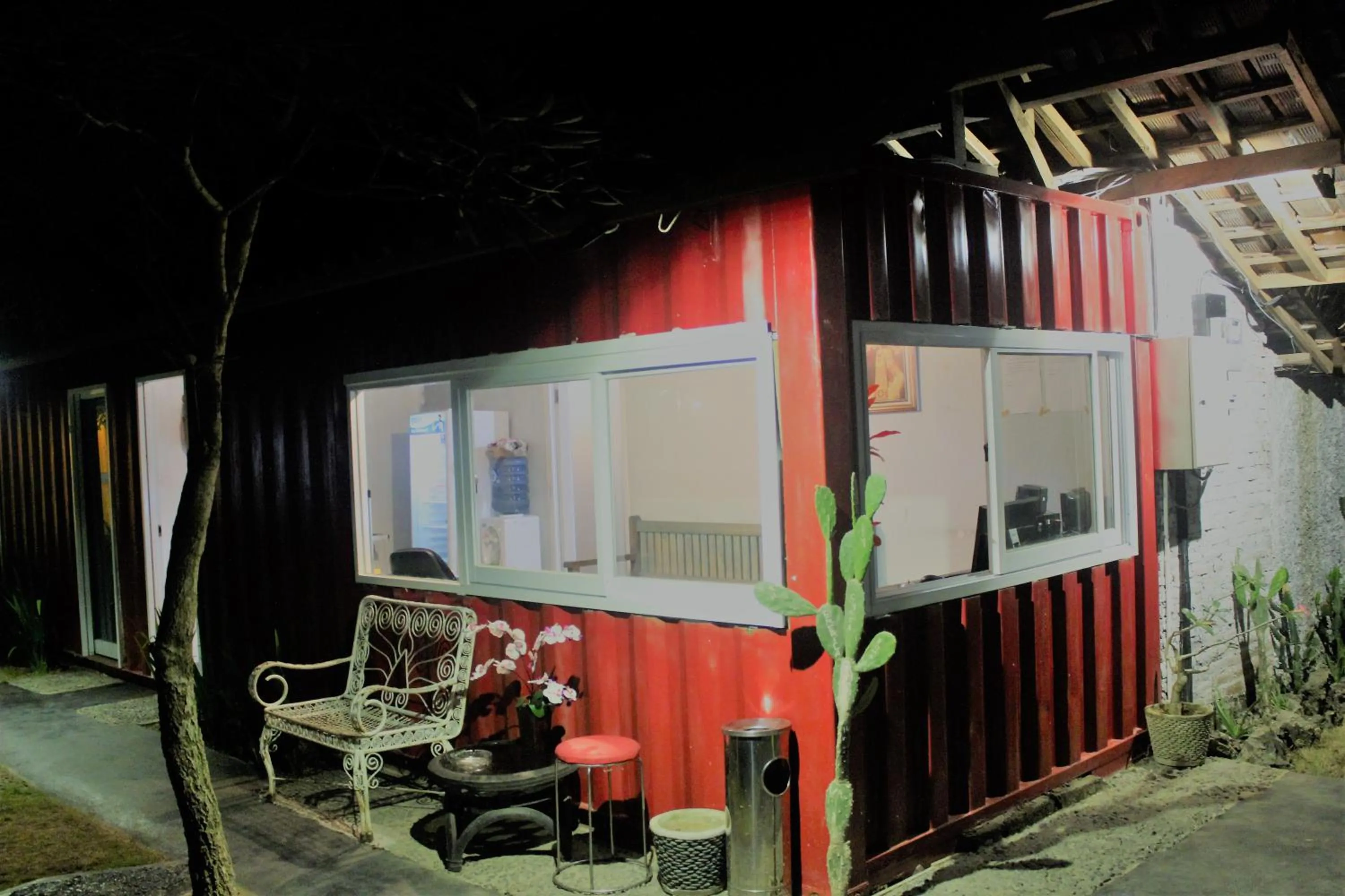 Lobby or reception in Kubu Container