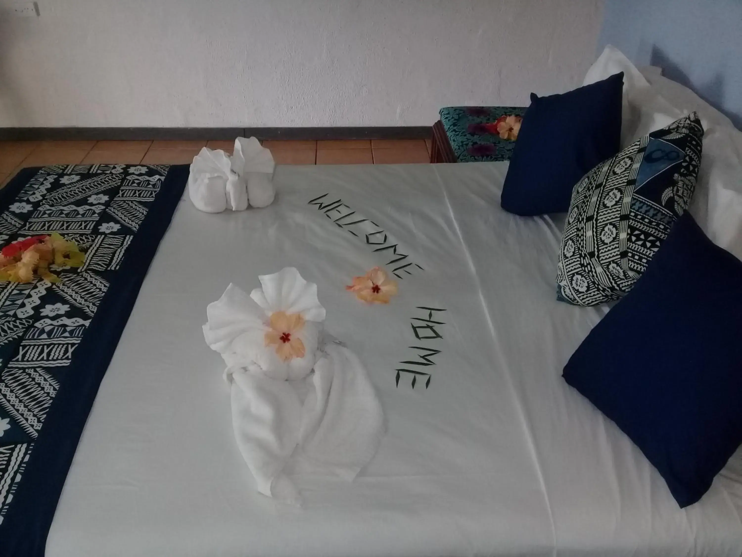 Bed in Belo Vula Island Resort Pte Limited Bed in Belo Vula Island Resort Pte Limited