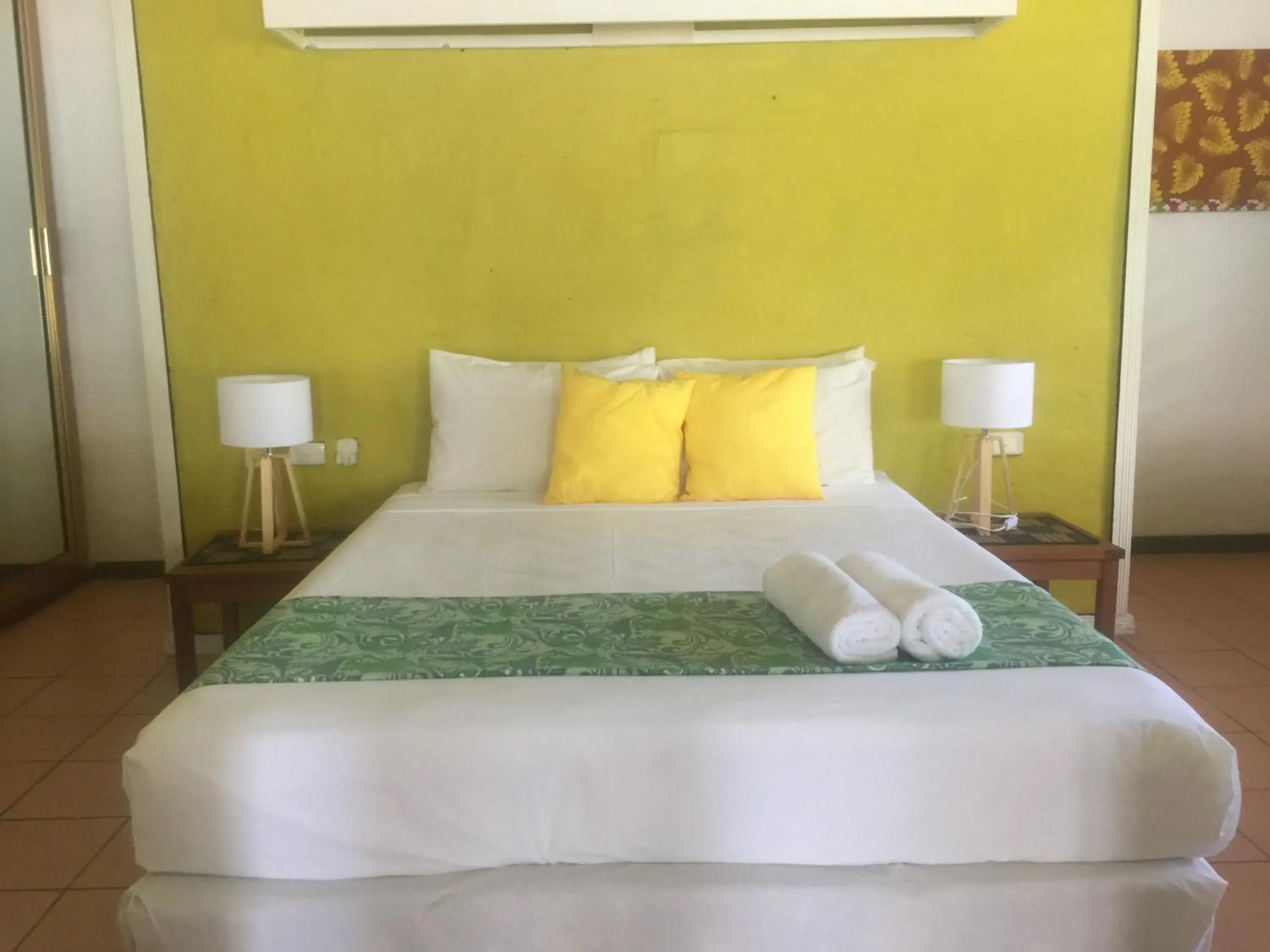 Bed in Belo Vula Island Resort Pte Limited Bed in Belo Vula Island Resort Pte Limited