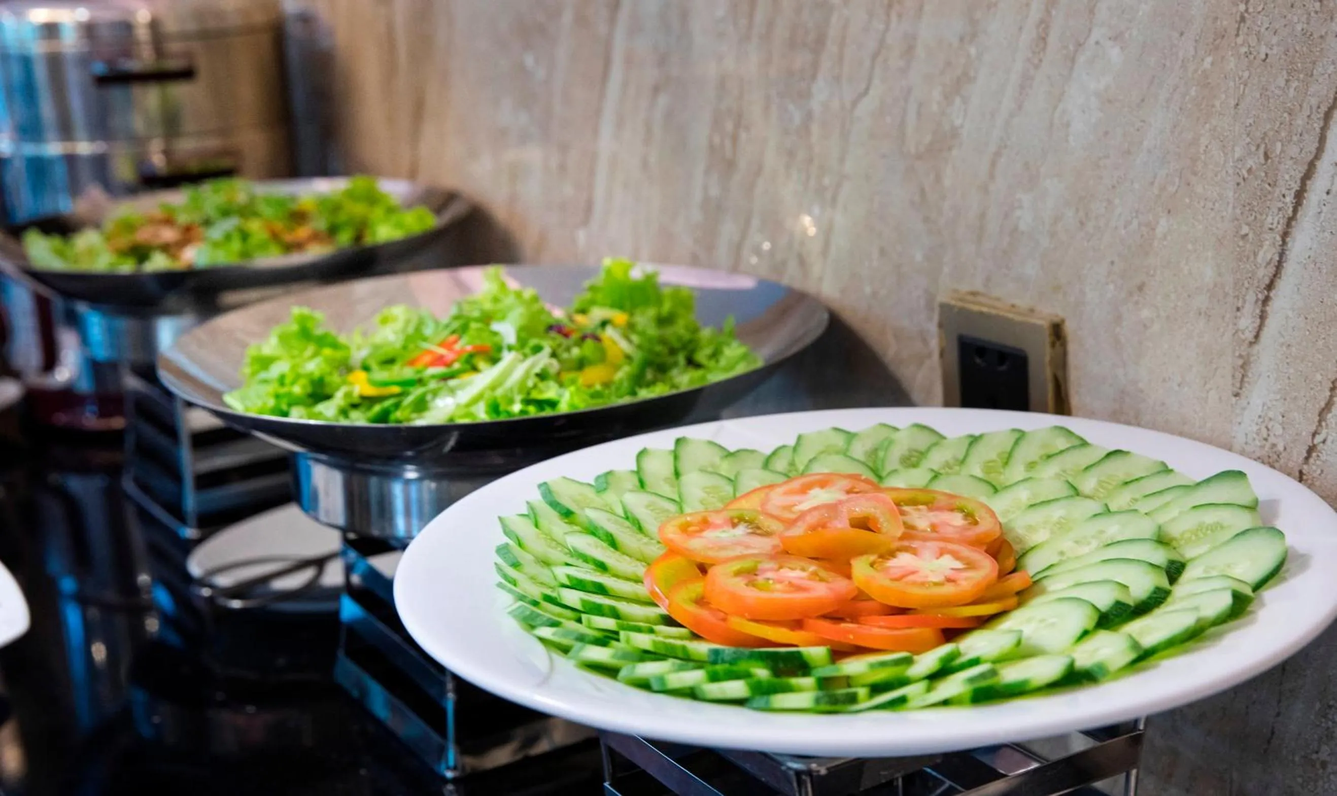 Restaurant/places to eat in La Sera Hotel