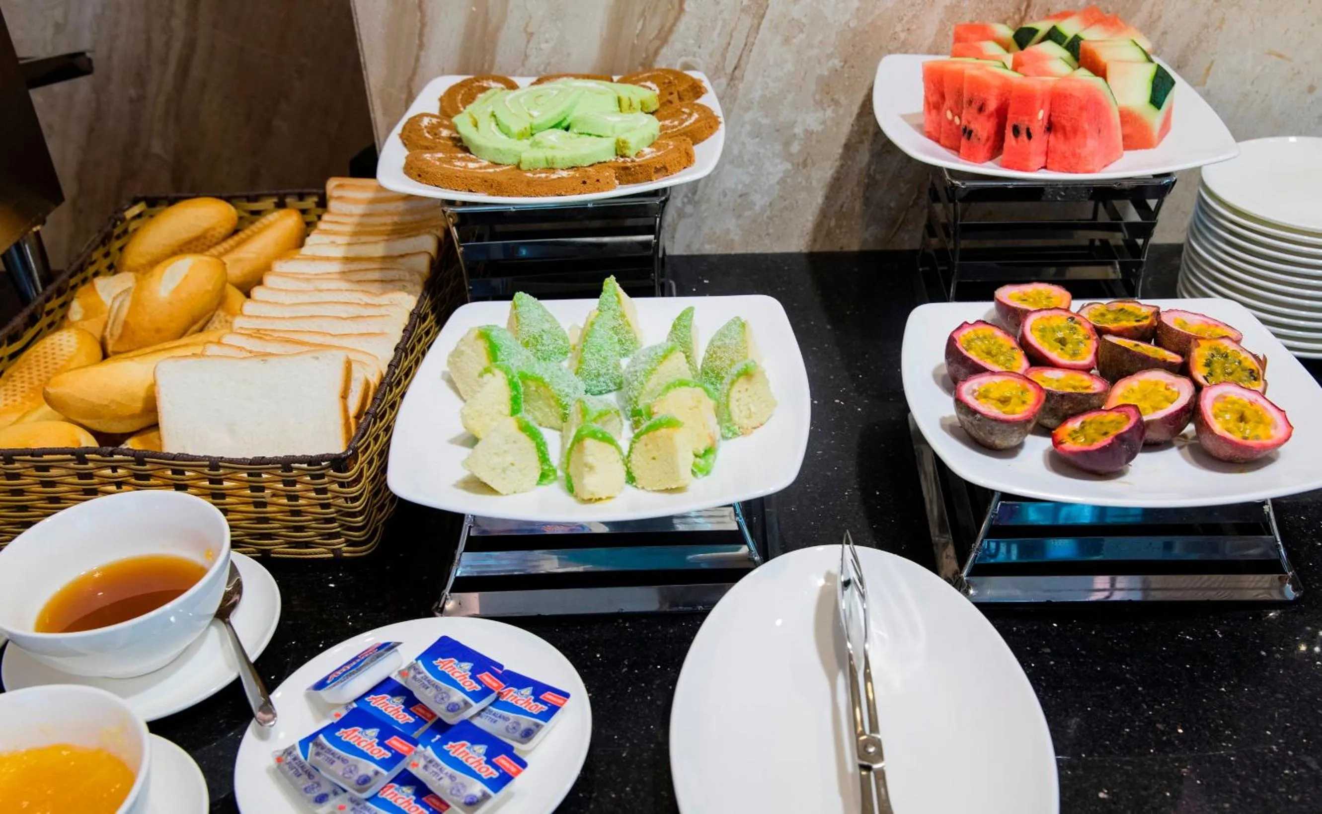 Restaurant/places to eat in La Sera Hotel