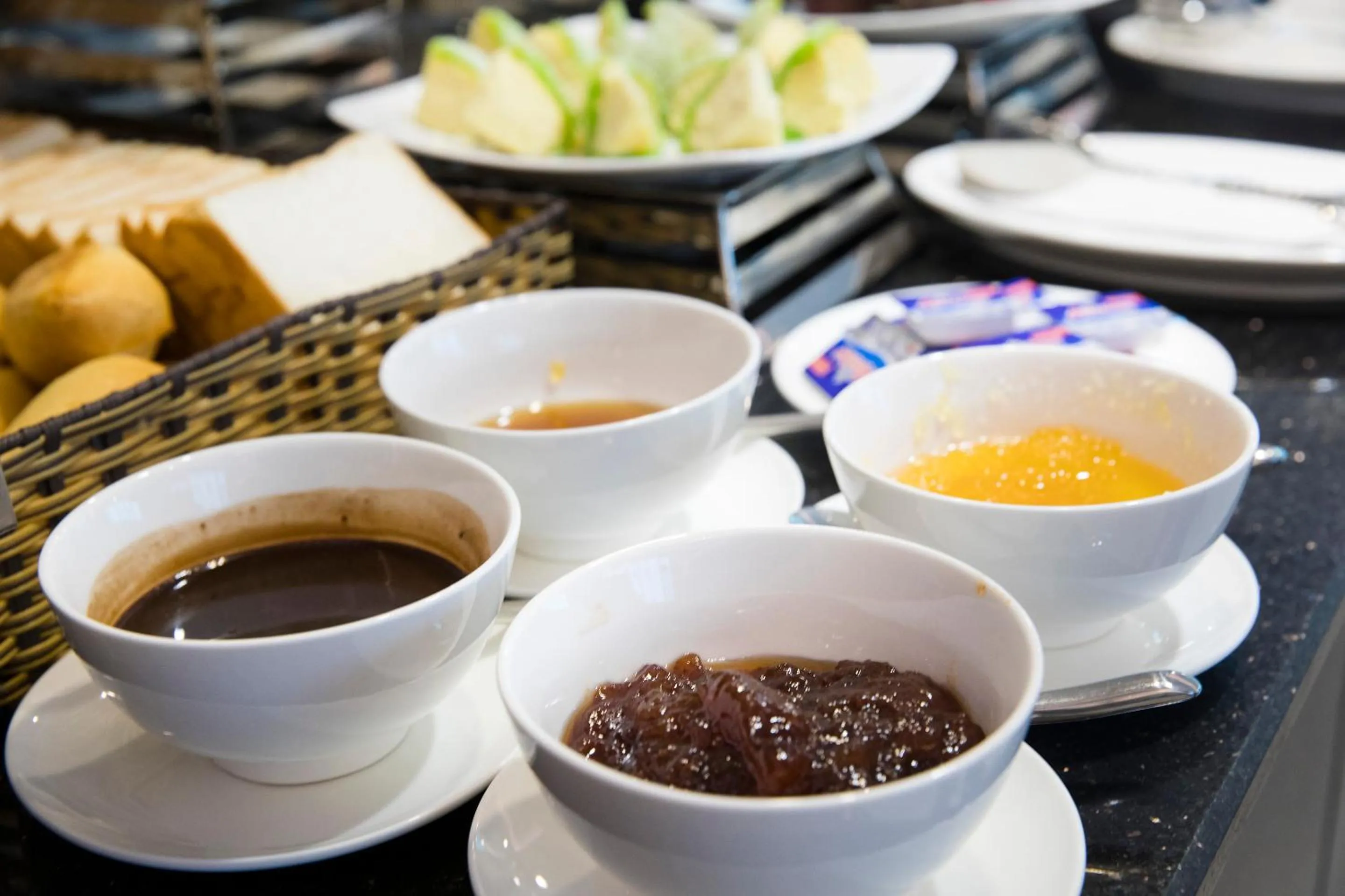 Restaurant/places to eat in La Sera Hotel