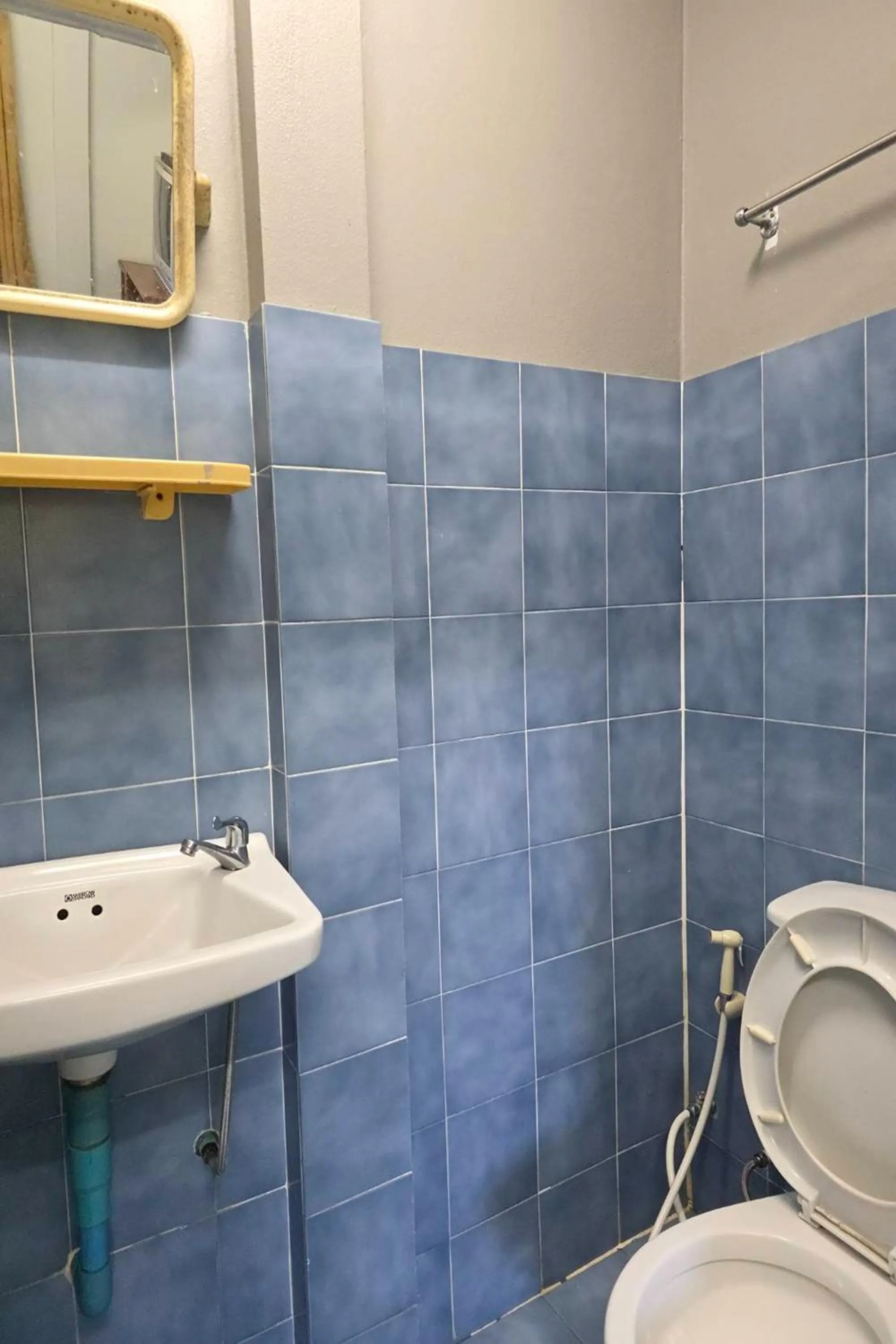 Bathroom in Phang Nga Guesthouse