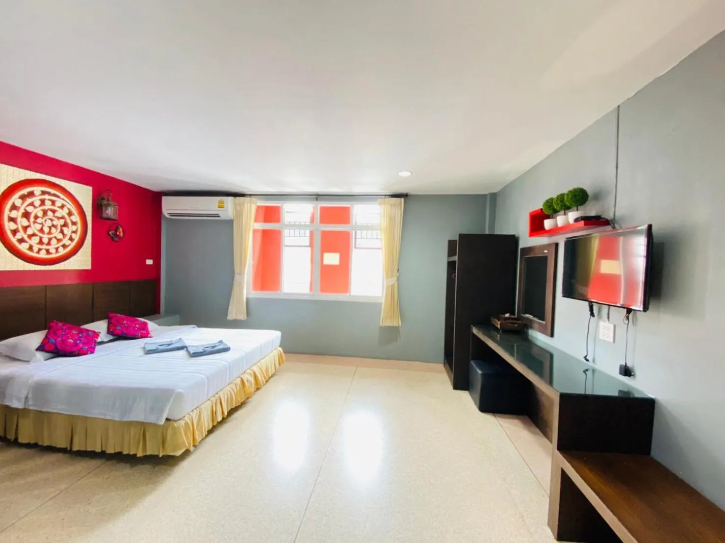 Bed in Phang Nga Guesthouse