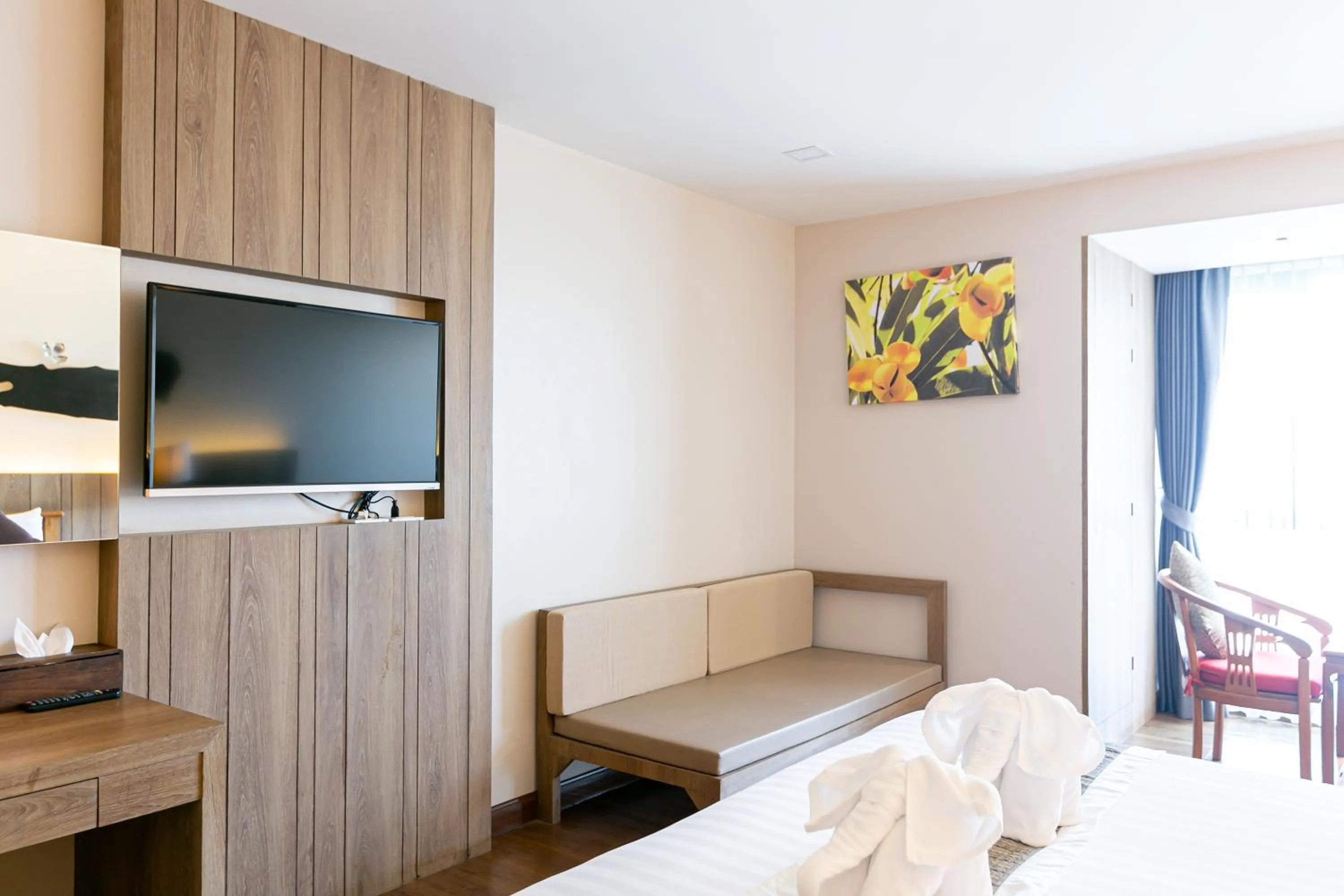 Bed in Grand Ratchapruek Hotel