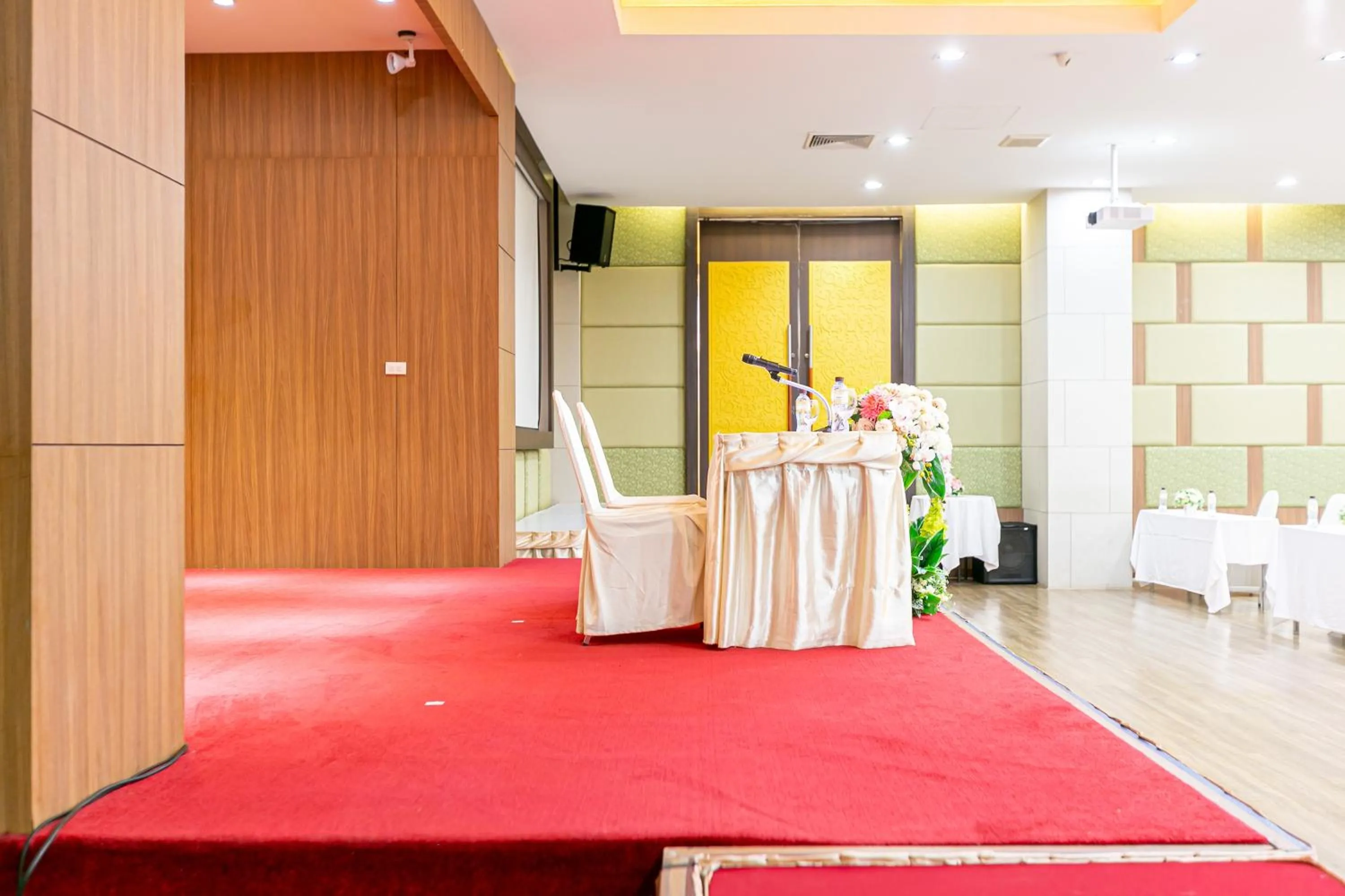 Banquet/Function facilities in Grand Ratchapruek Hotel