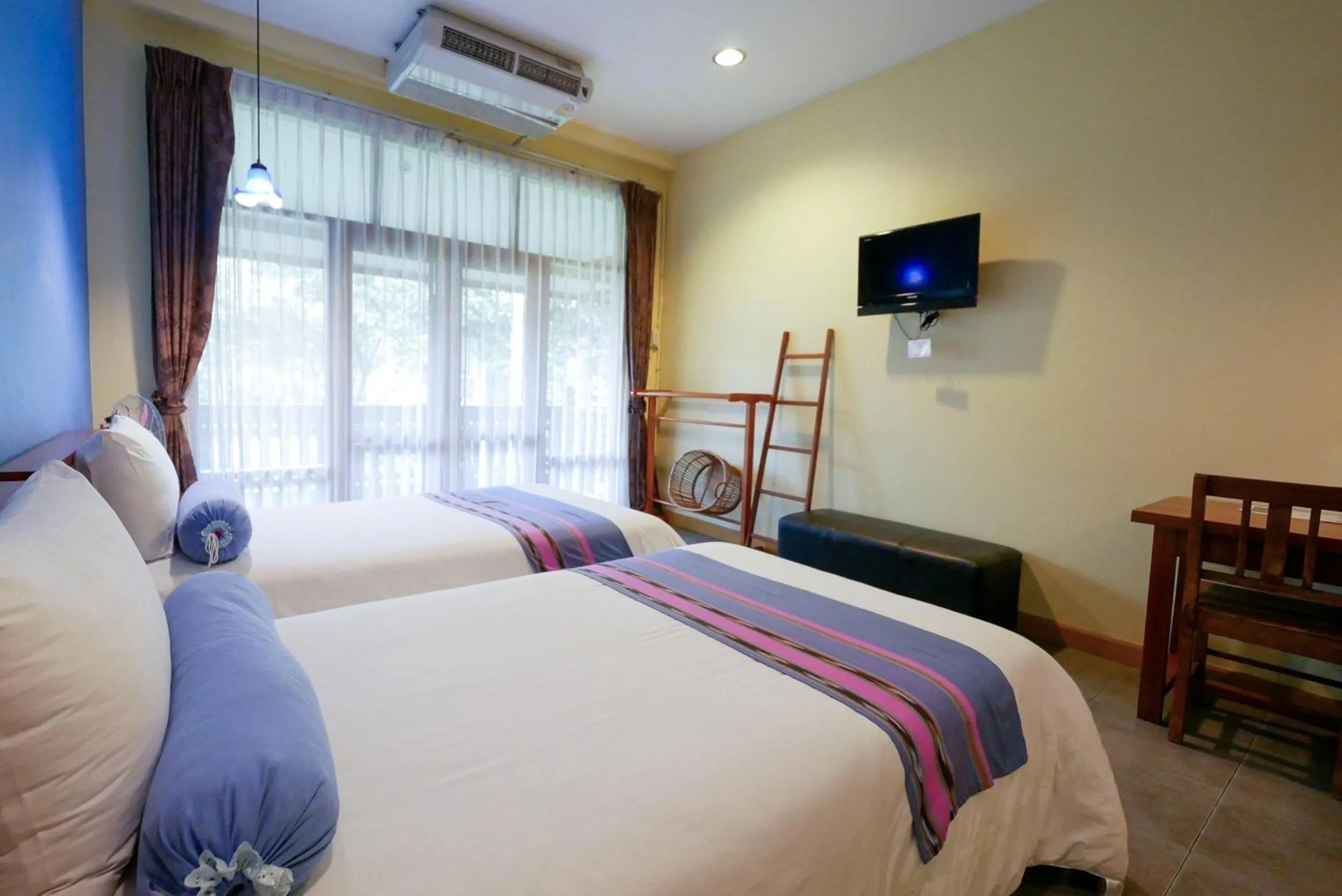 Bed in AuangKham Resort