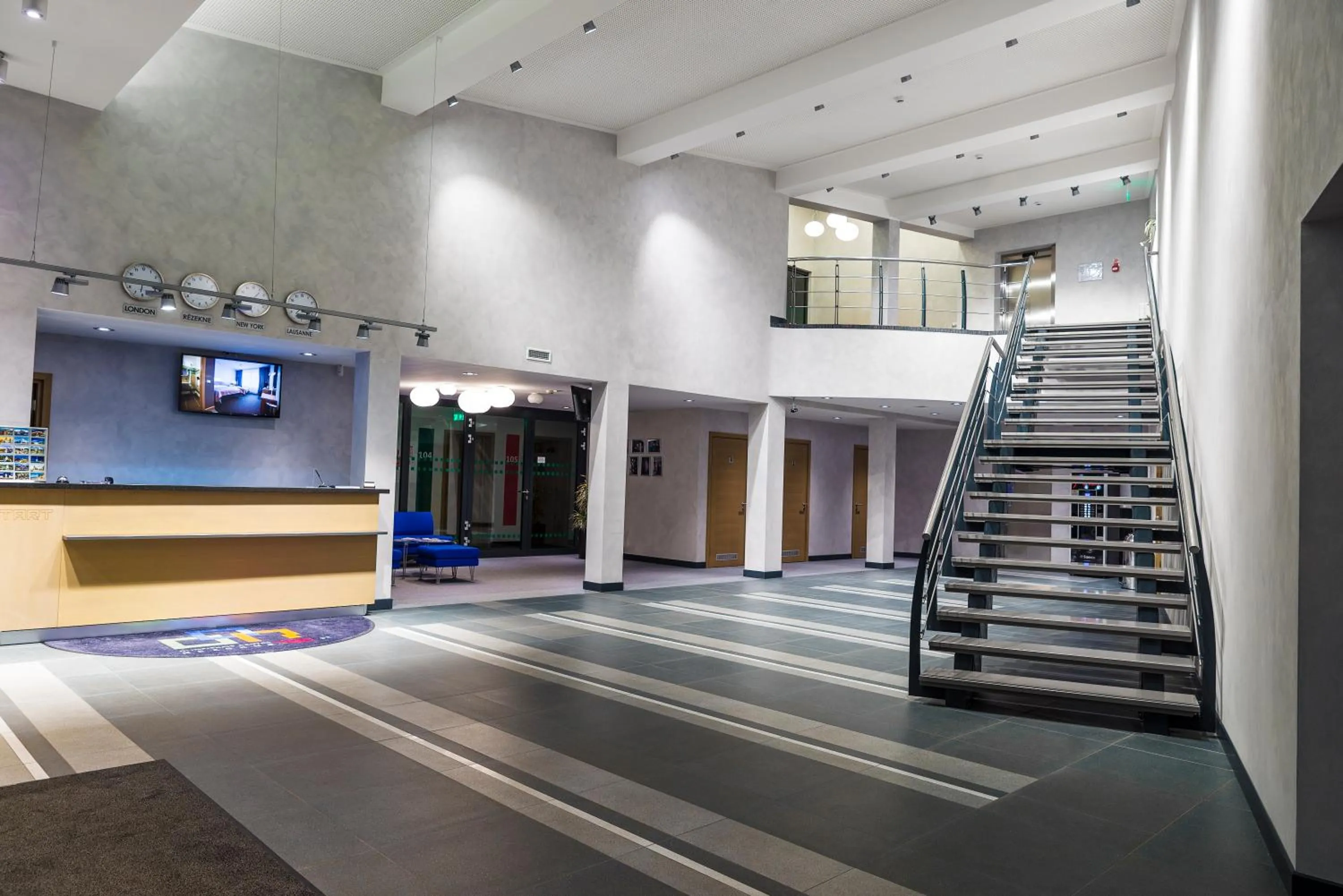 Lobby or reception in Restart