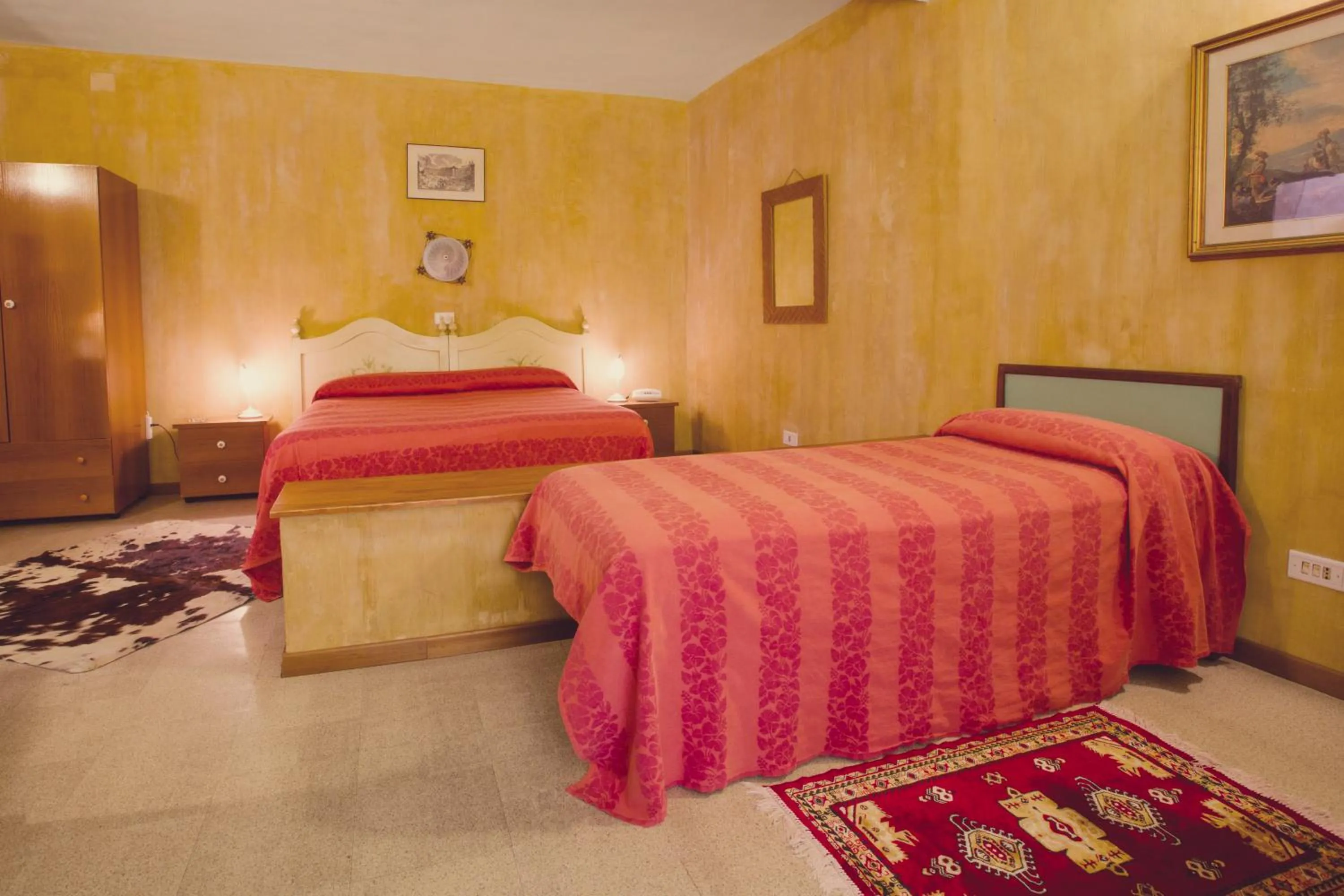 Photo of the whole room, Bed in Hotel Centrale