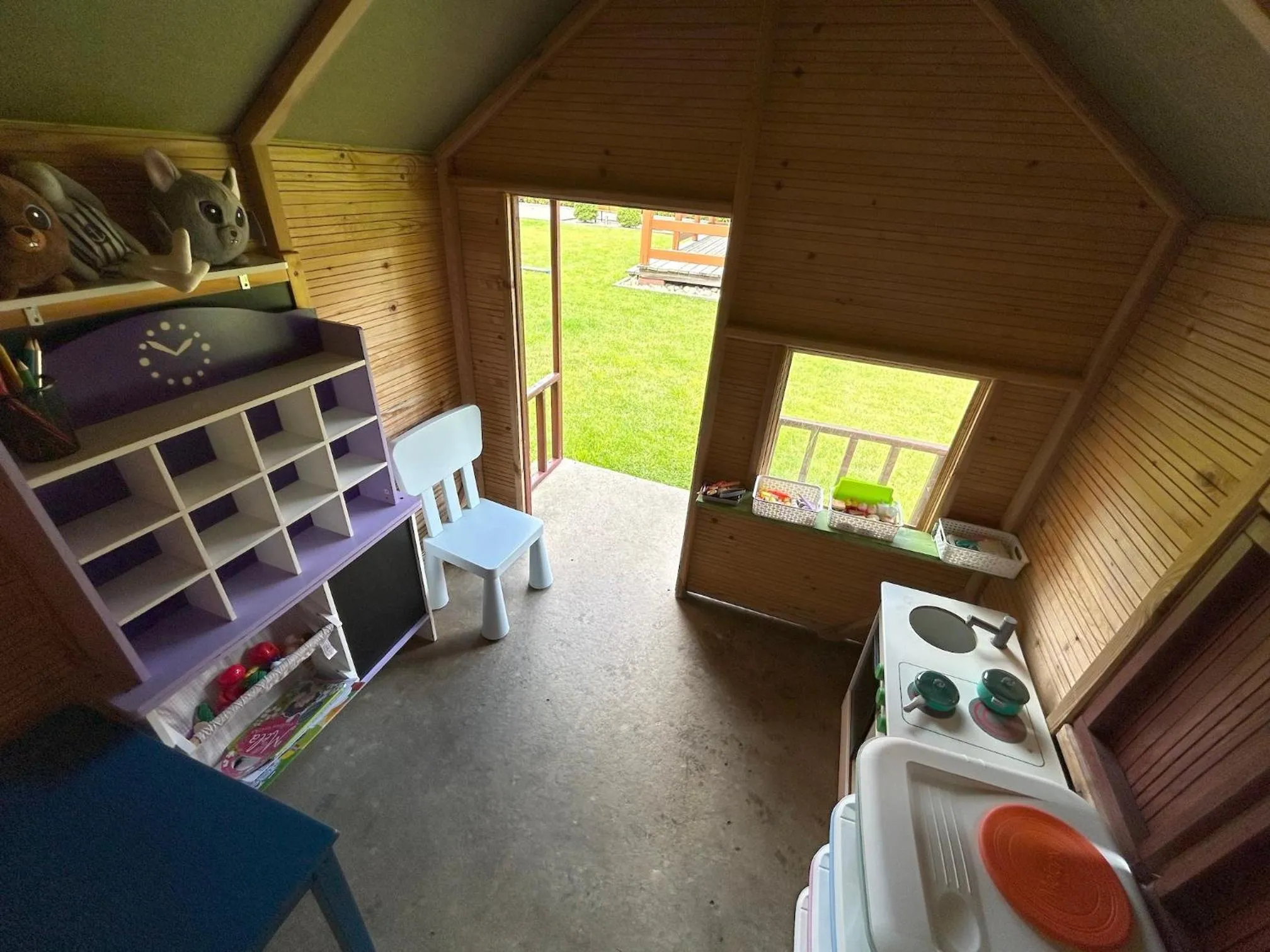 Children play ground in Domki Wczasowe Papaya