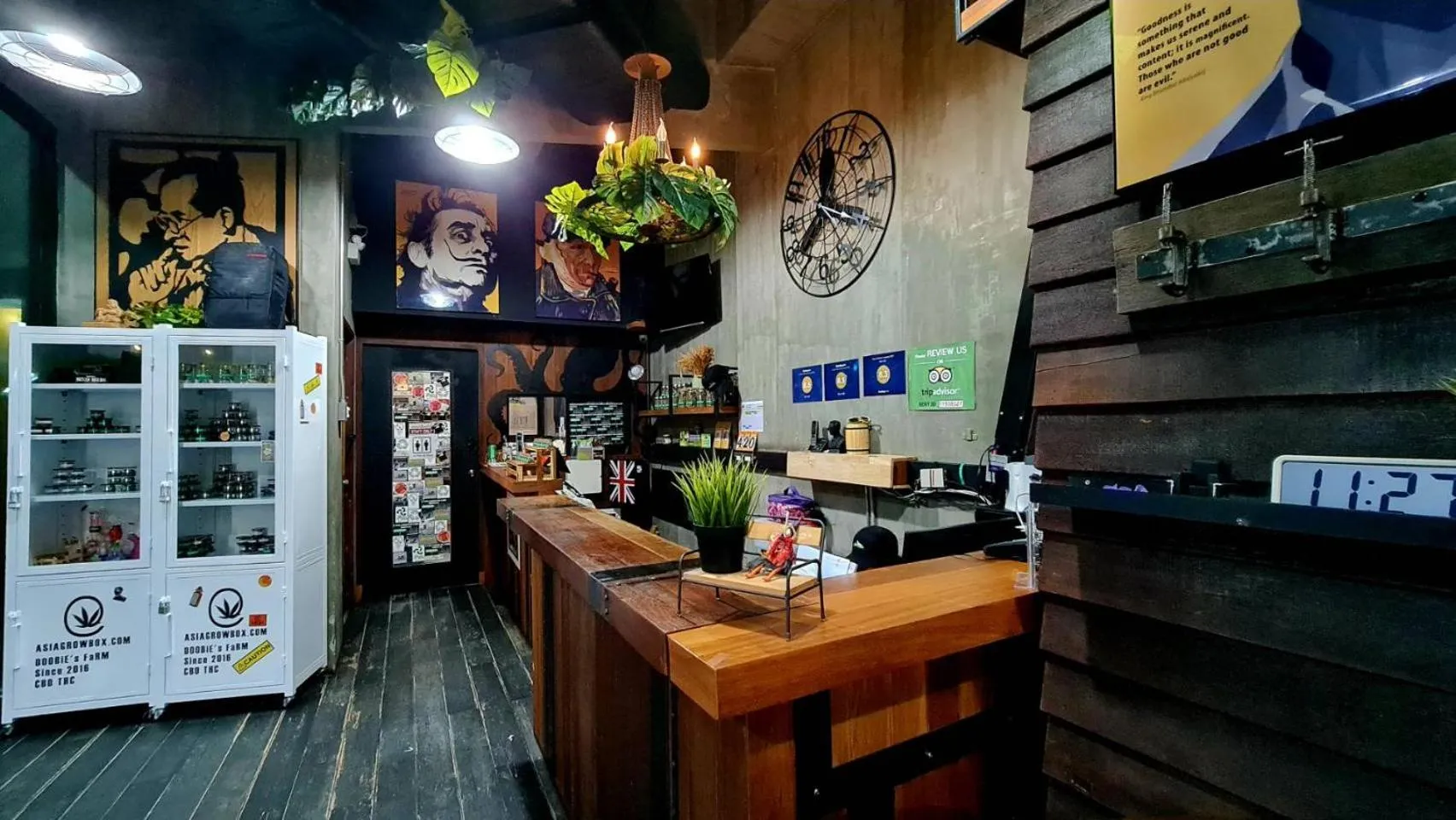 Property building in Rent V38 #420 friendly Thailand