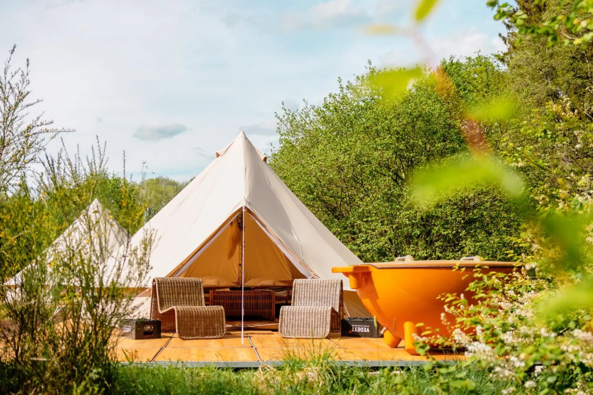 Daft Hotel & Glamping