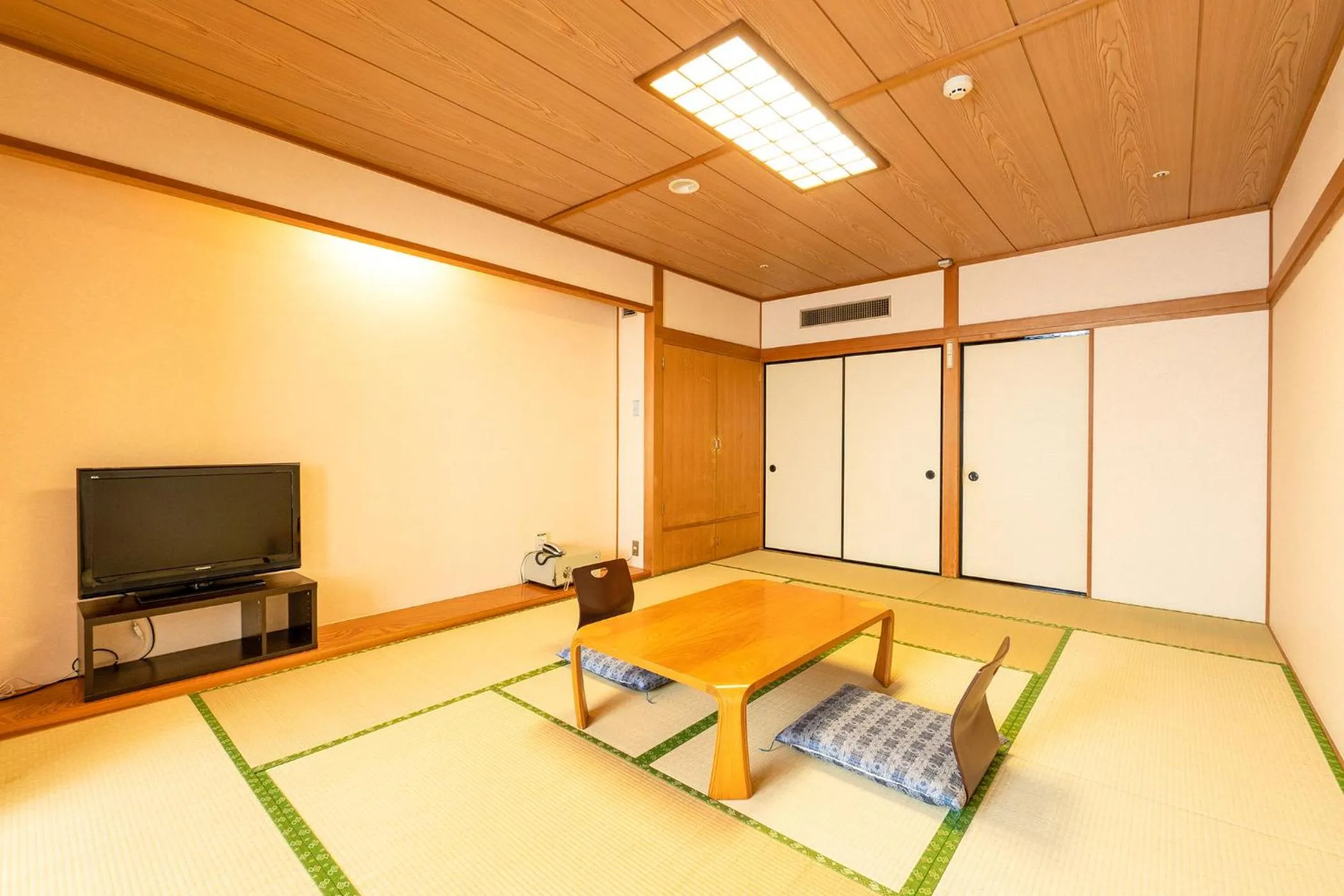 Photo of the whole room in Ooedo Onsen Monogatari Aizu