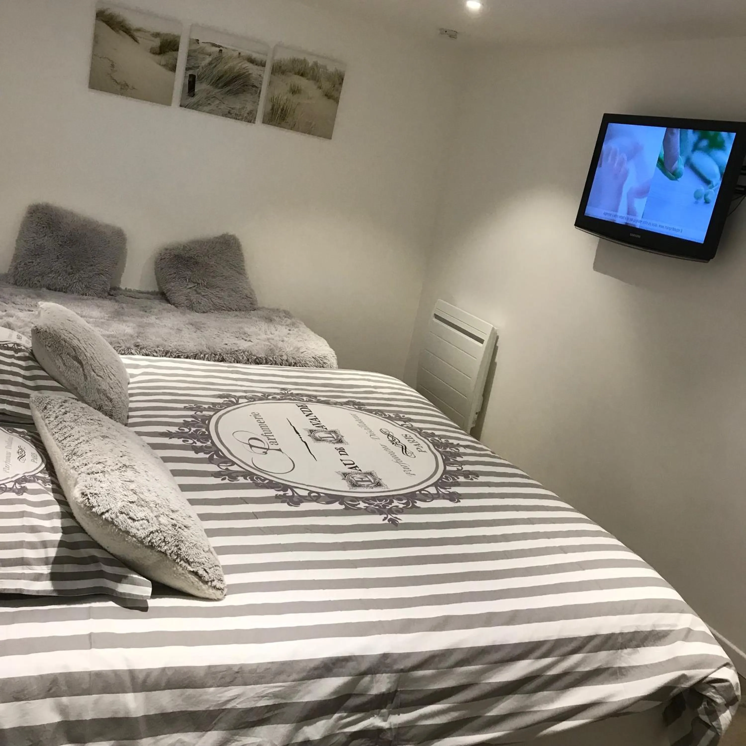 Bed in Le séquoia