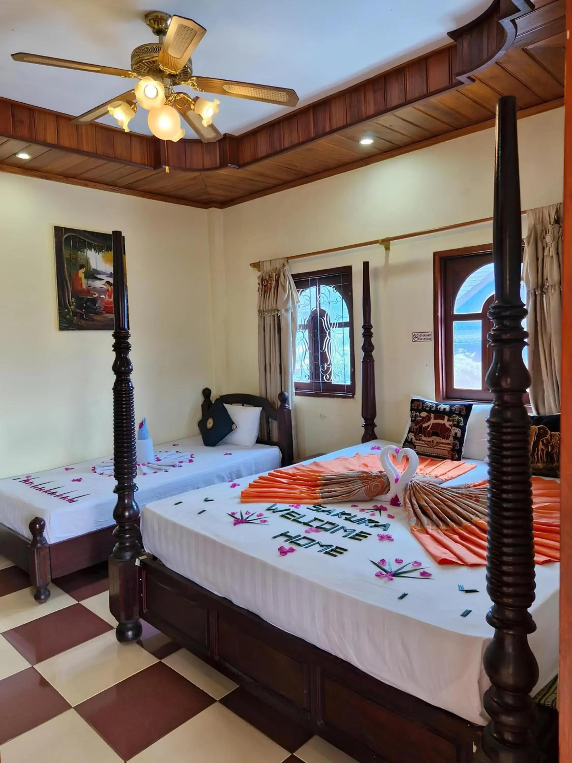 Family Room with Balcony in Sakura Wood House Family Room with Balcony in Sakura Wood House