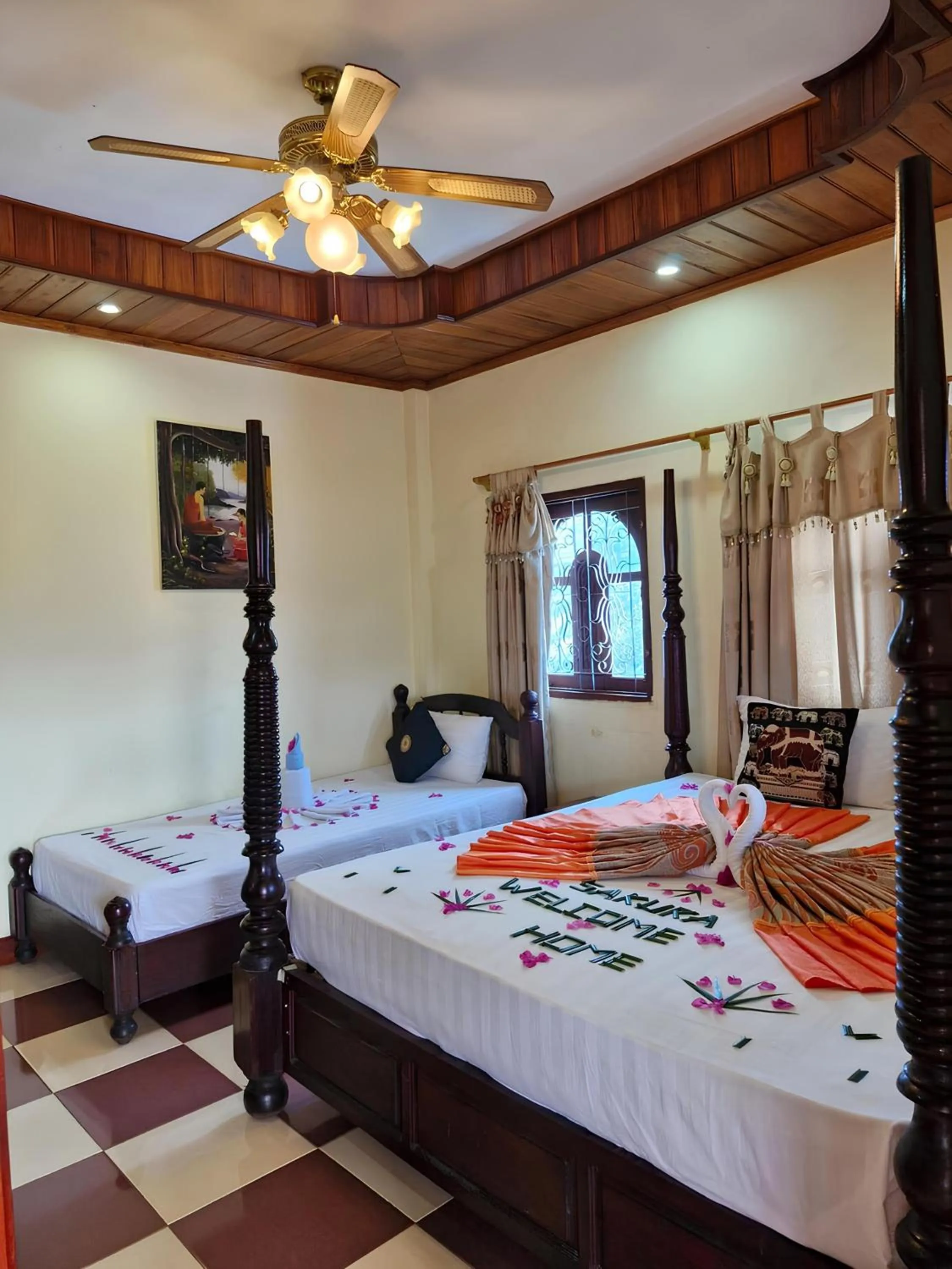 Bed in Sakura Wood House