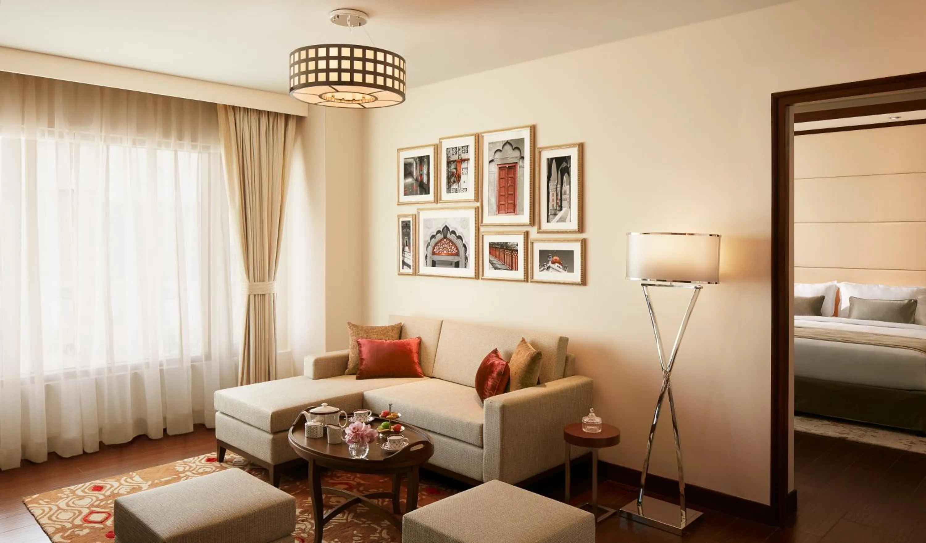 Living room, Bed in Taj Swarna, Amritsar