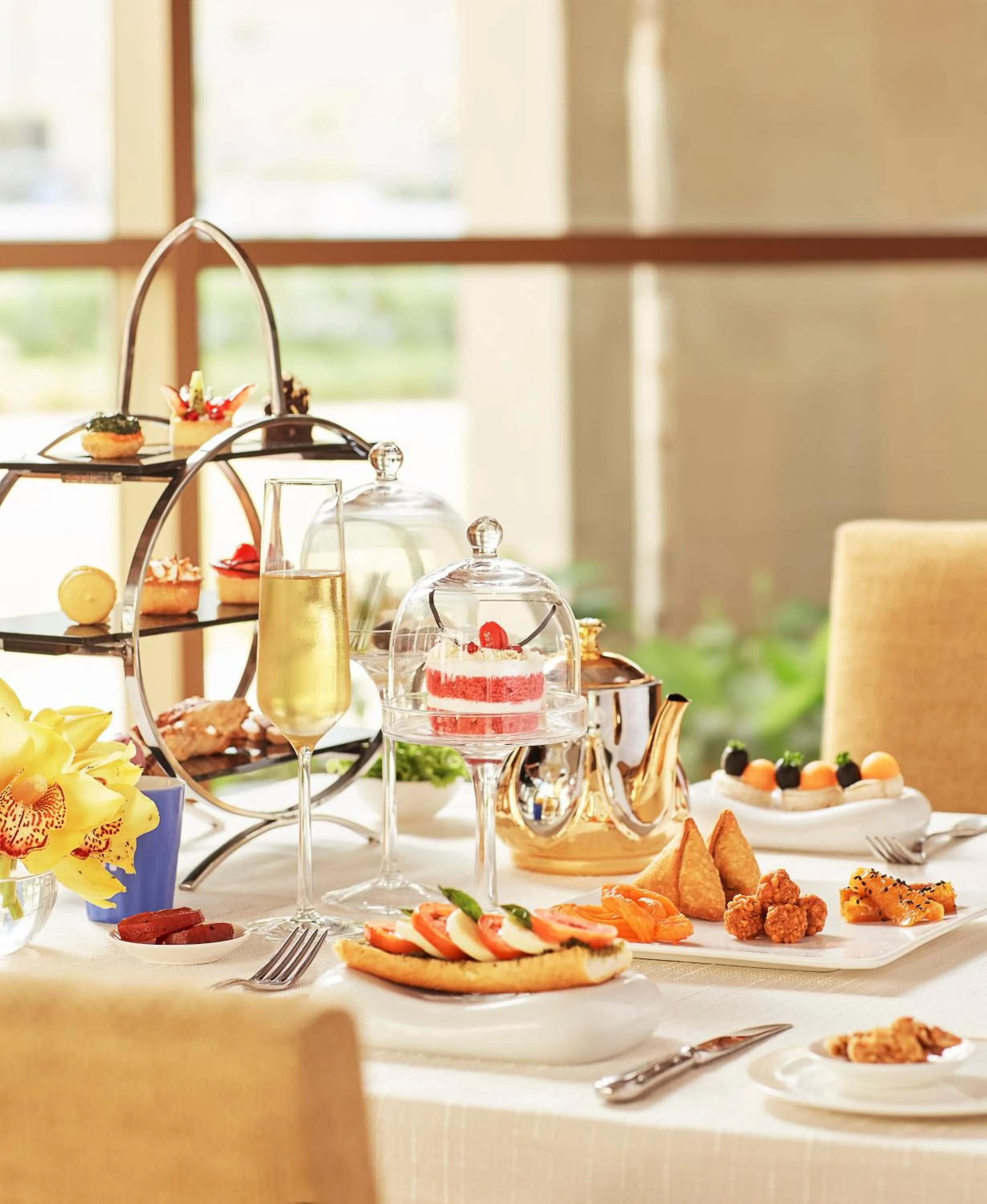 Buffet breakfast in Taj Swarna, Amritsar