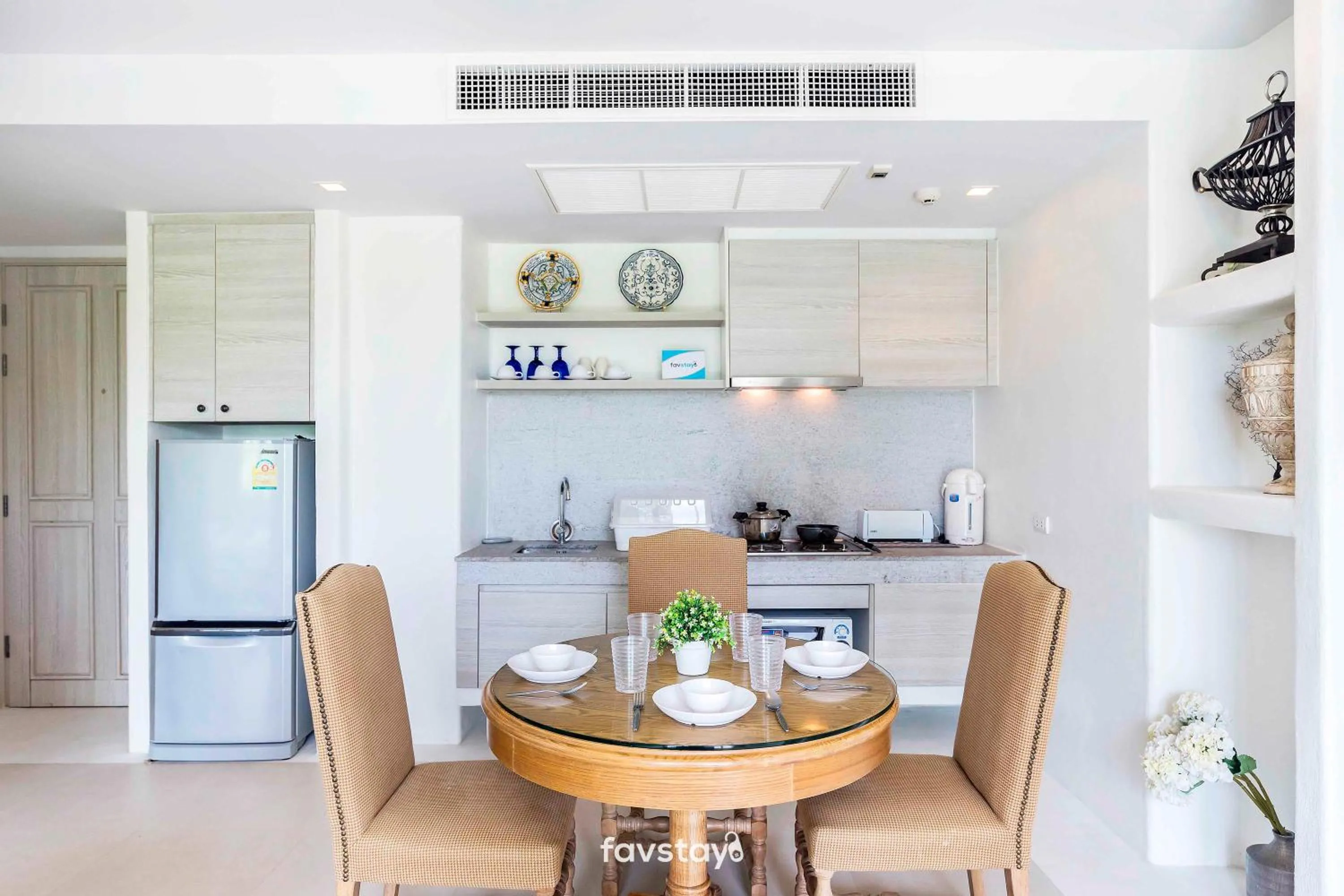 Kitchen or kitchenette in Chelona Hua Hin by Favstay