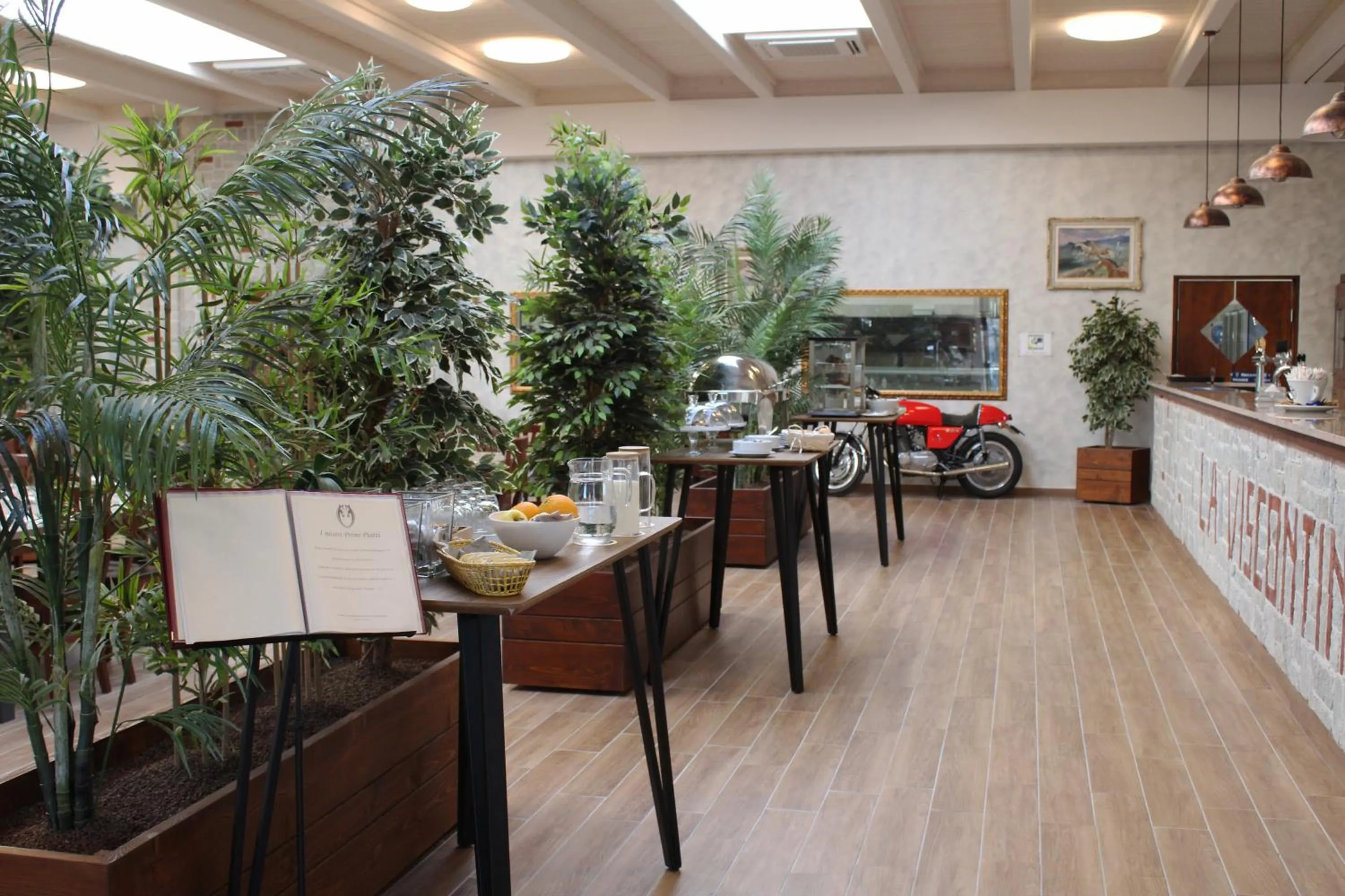Restaurant/places to eat in La Viscontina