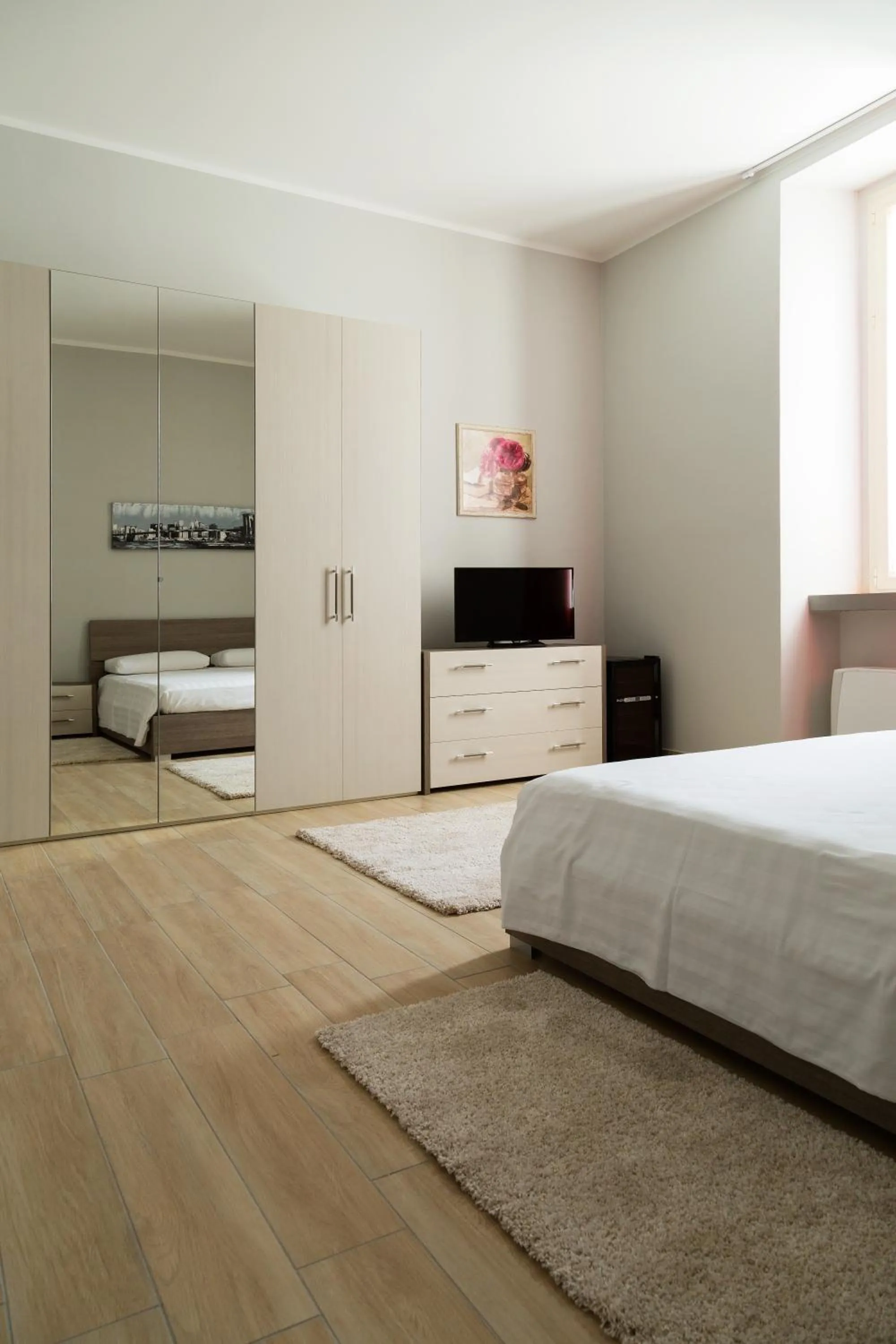 Photo of the whole room, Bed in La Viscontina