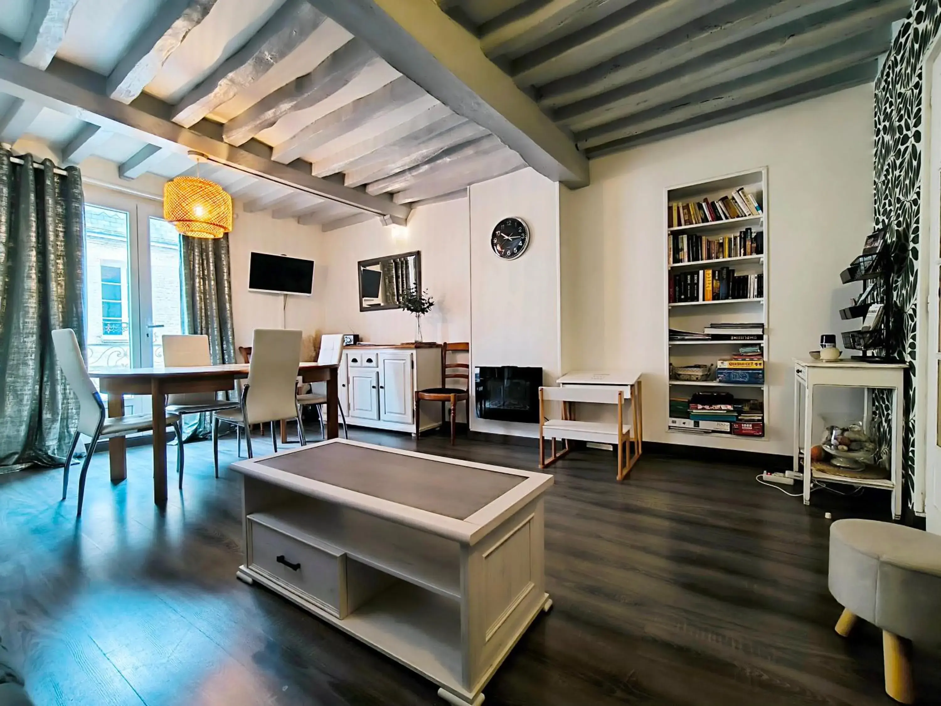 LE KALEHO, Grand Duplex au coeur de Dieppe - NETFLIX LE KALEHO, Grand Duplex au coeur de Dieppe - NETFLIX