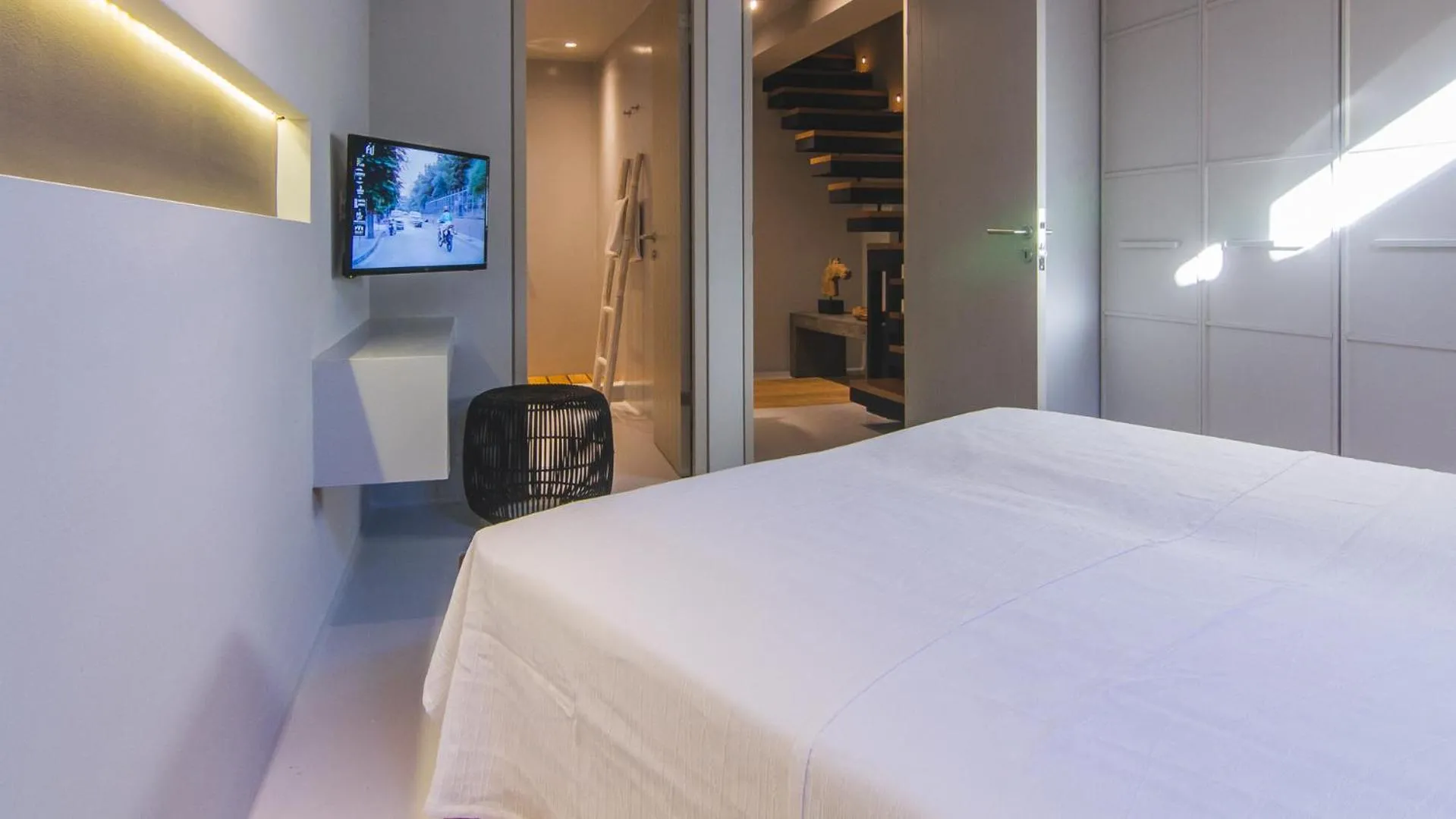 Photo of the whole room, Bed in Acropolis Luxury Apartments