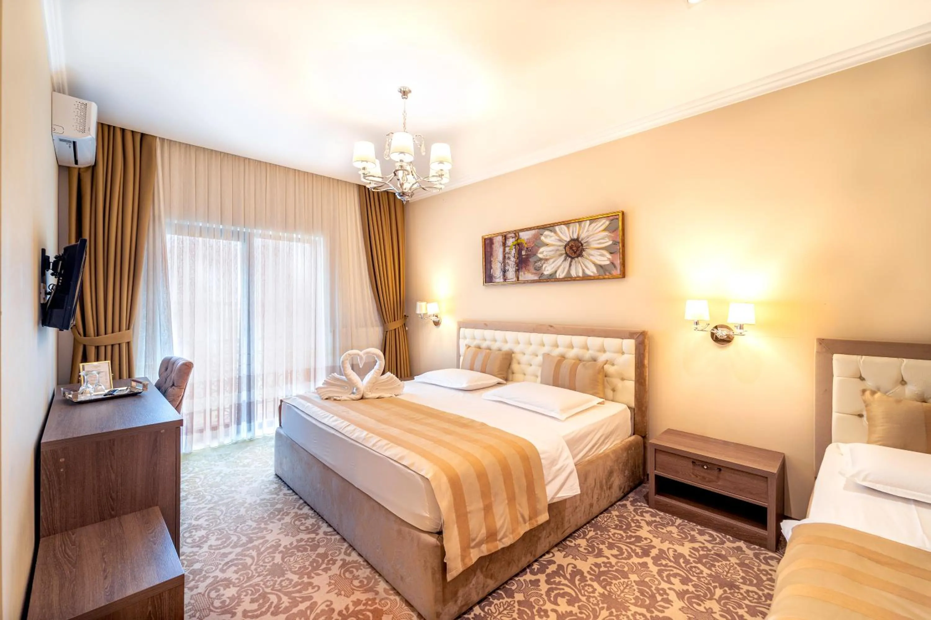 J'adore Boutique Hotel