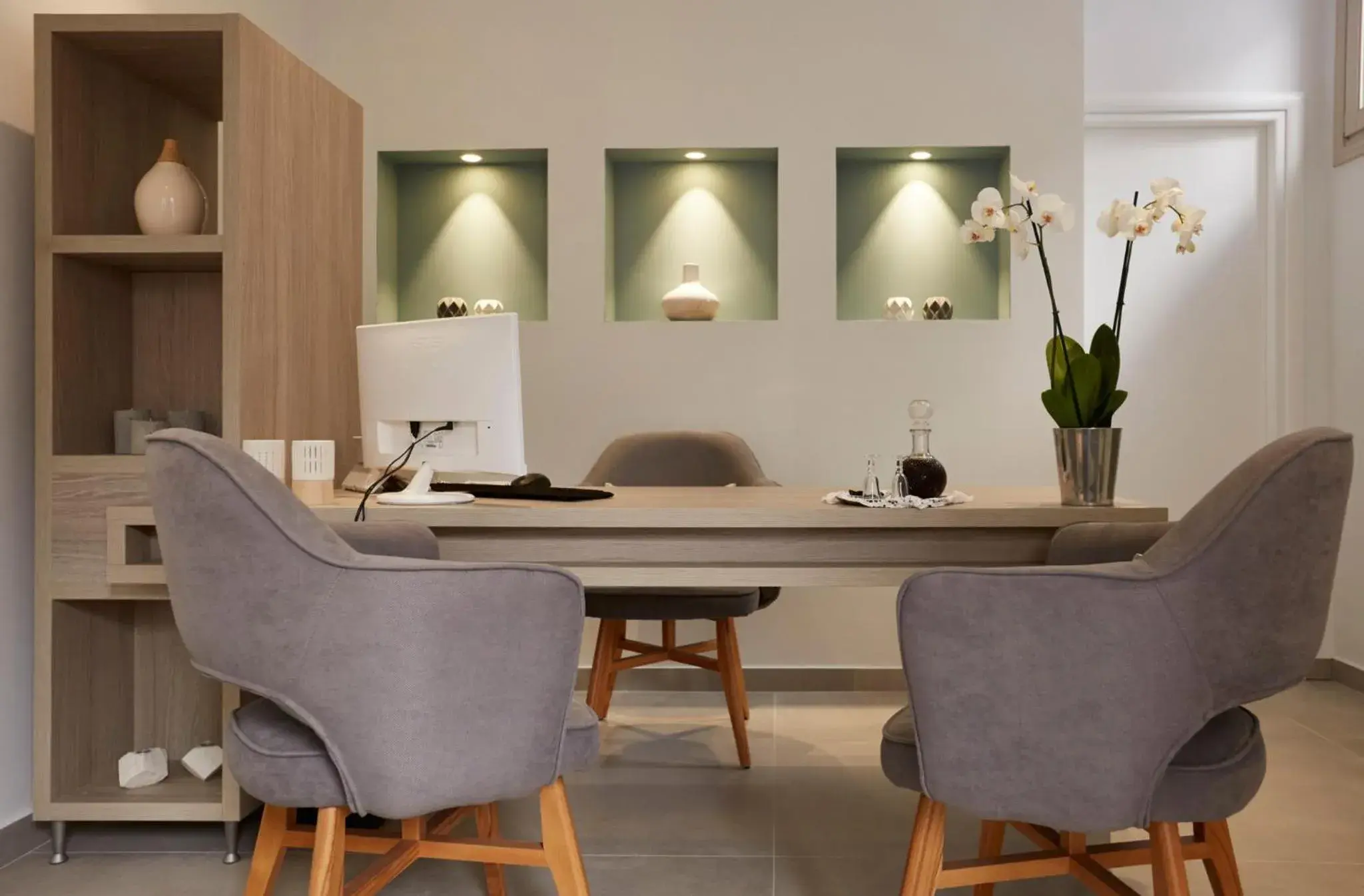 Property building in Fileria Suites Property building in Fileria Suites