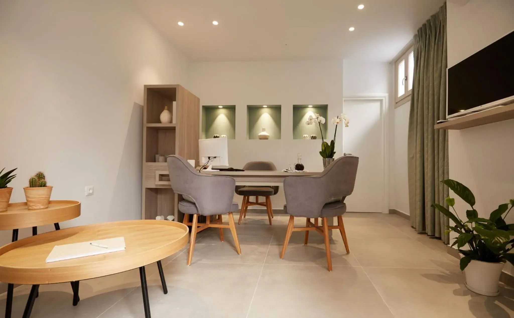 Property building in Fileria Suites Property building in Fileria Suites