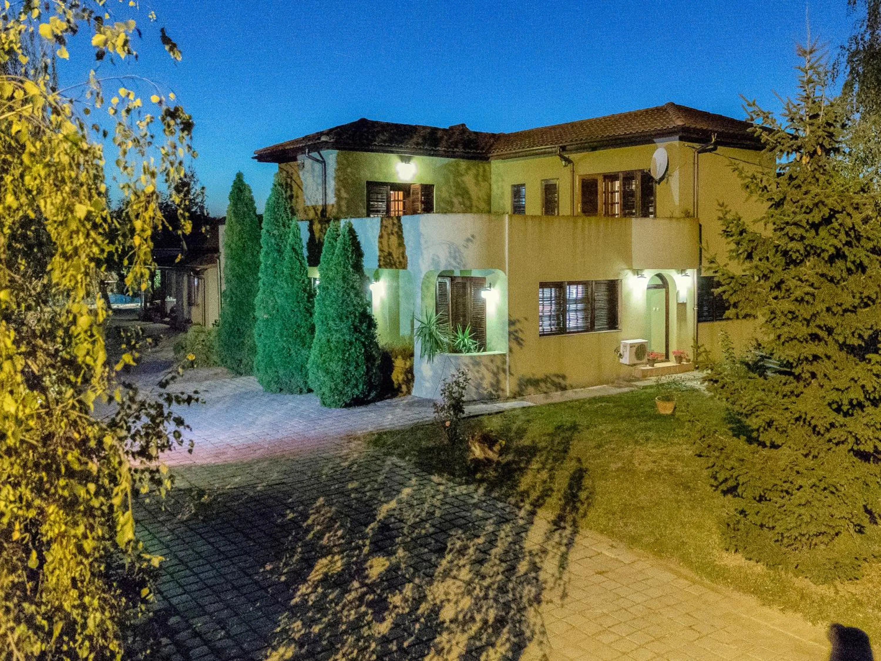 Property building in Toscana Villa