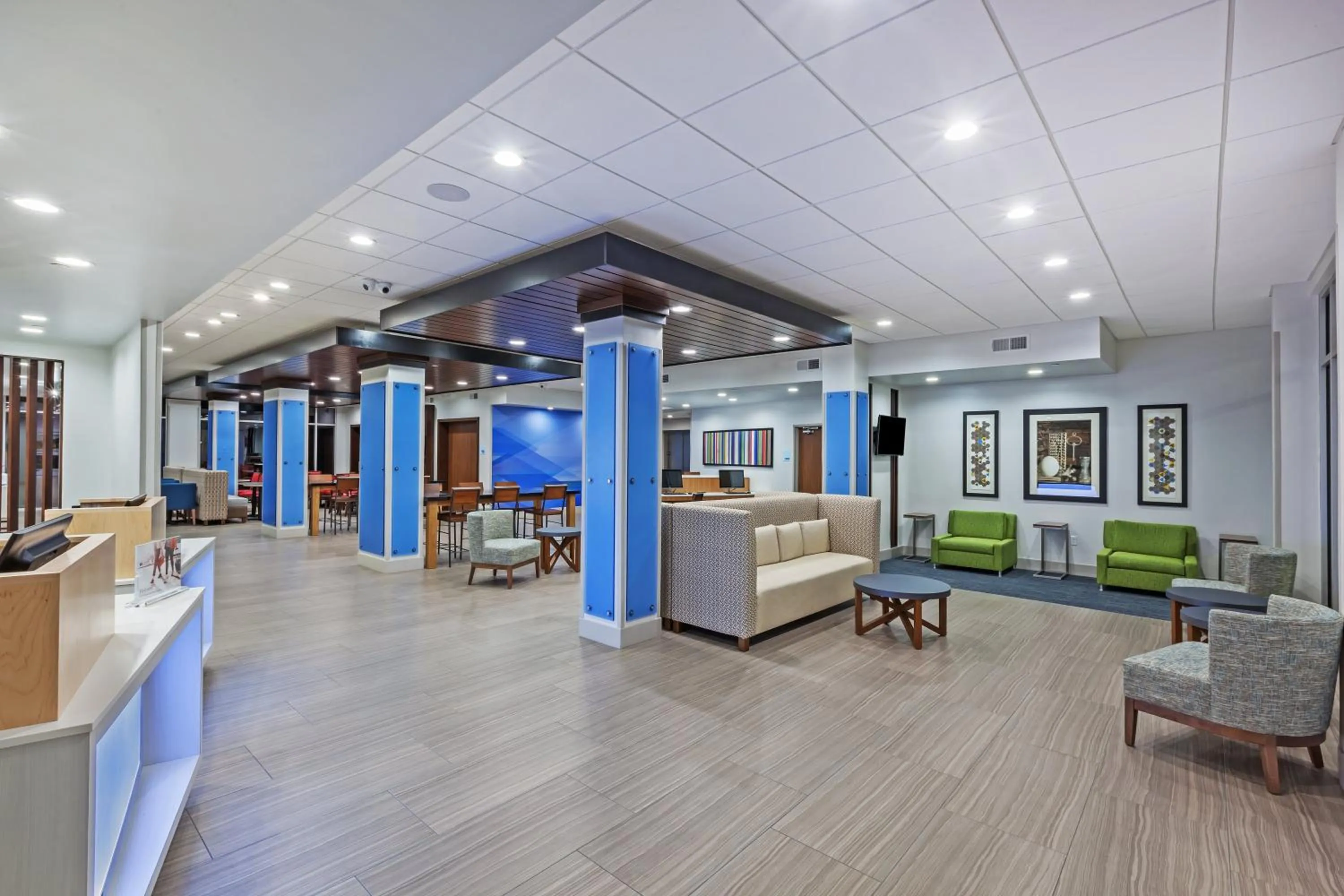 Property building in Holiday Inn Express & Suites - Coffeyville by IHG