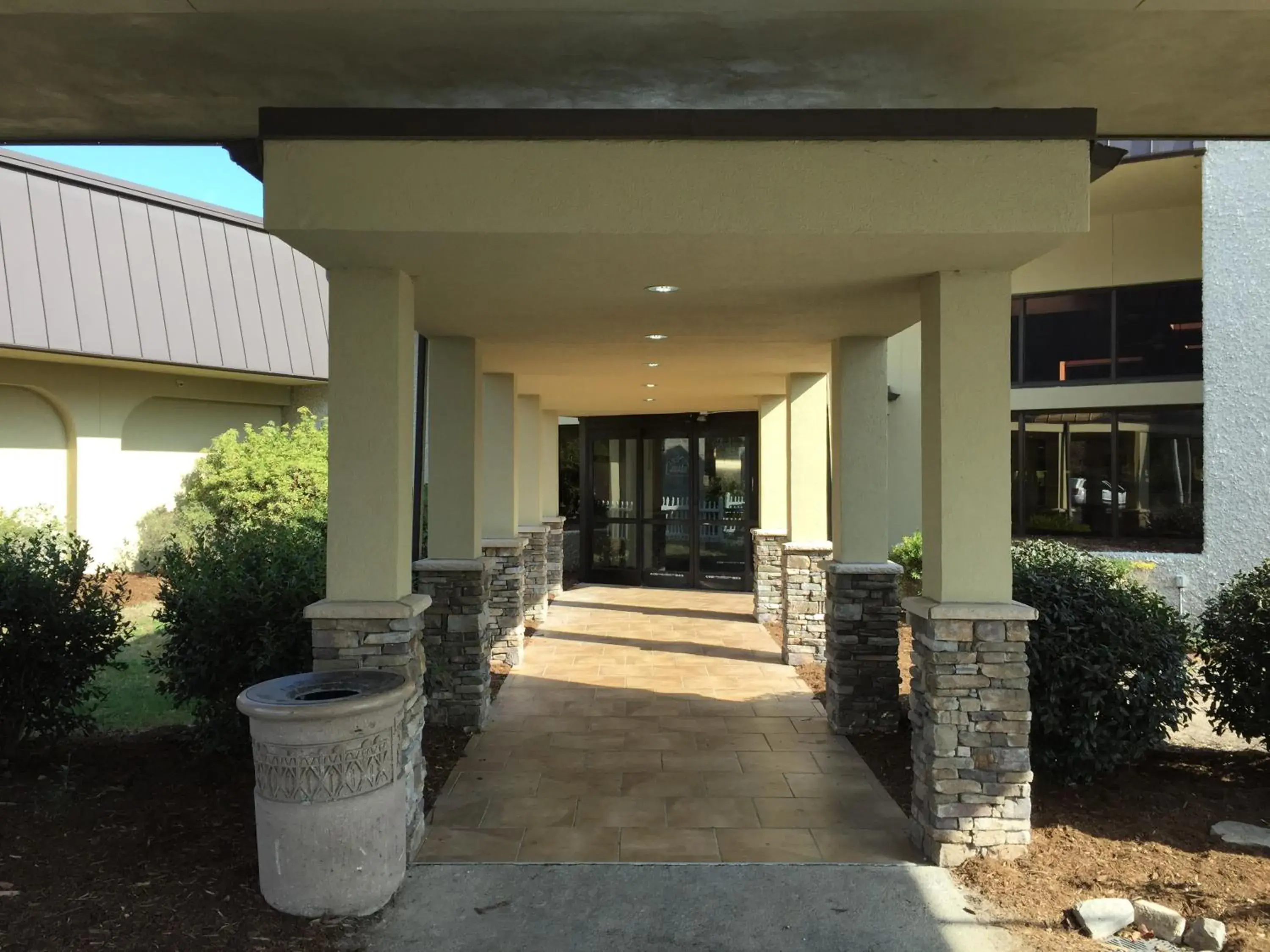 Facade/Entrance in Cascades Mountain Resort, Ascend Hotel Collection
