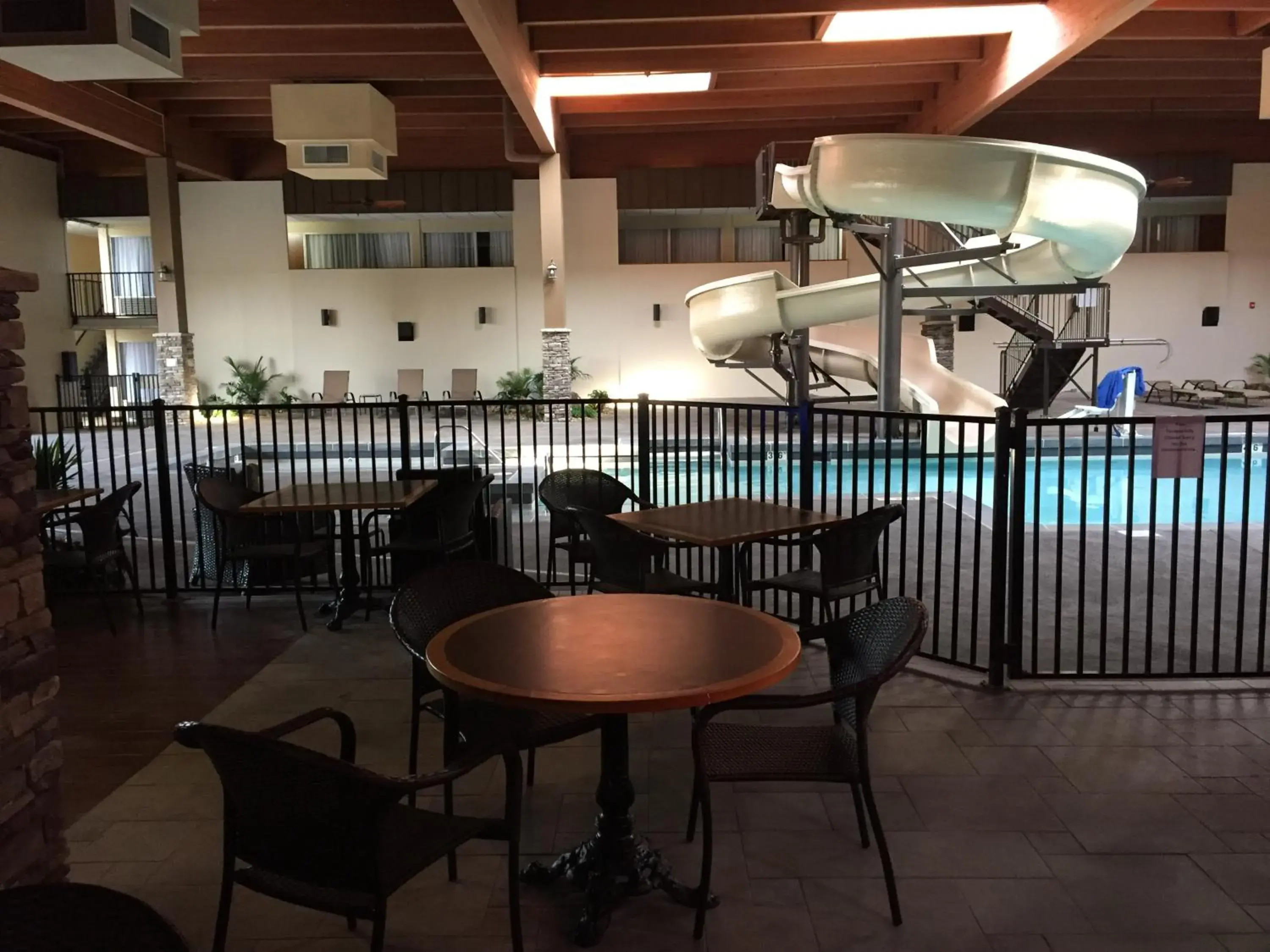 Patio, Restaurant/Places to Eat in Cascades Mountain Resort, Ascend Hotel Collection