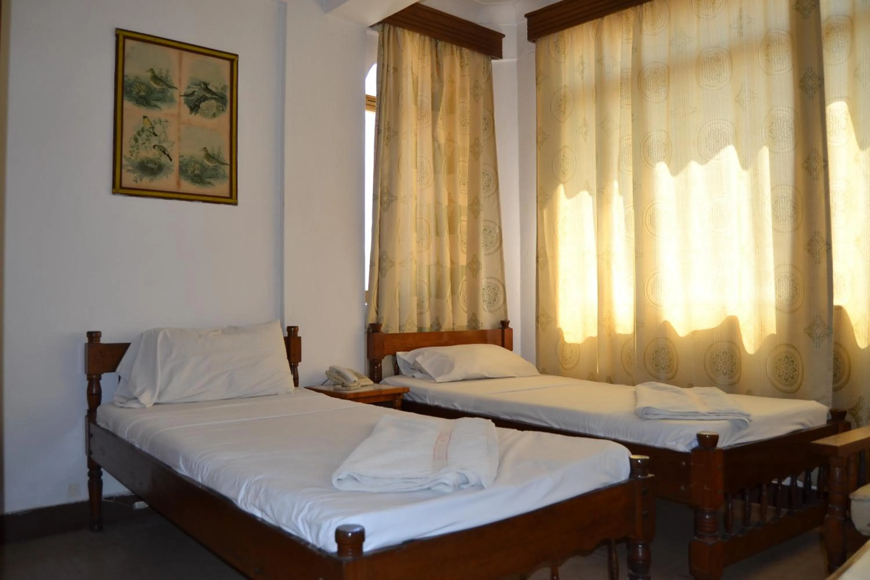 Photo of the whole room, Bed in Manson Hotel