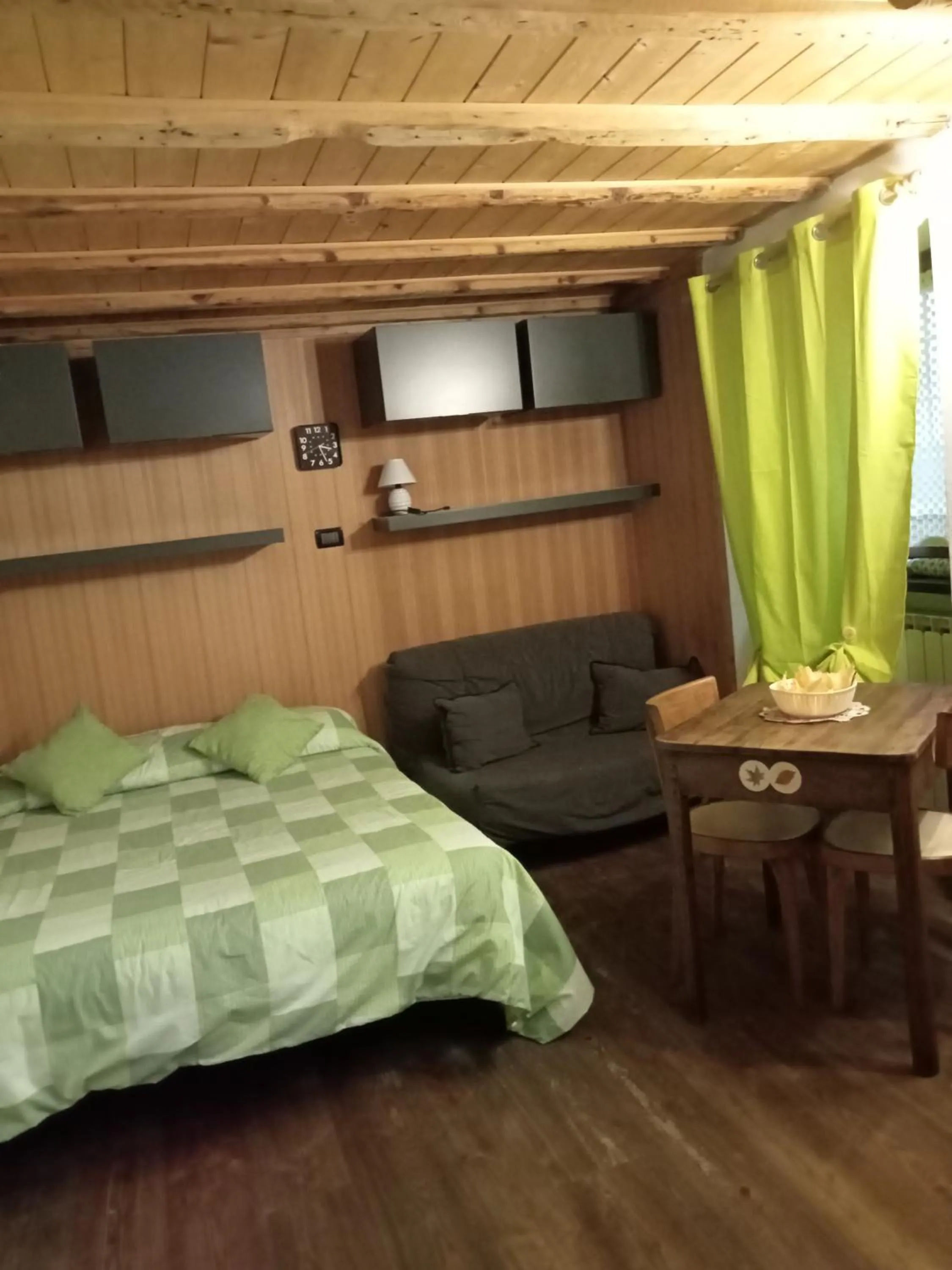 Bed in La Belle Epoque