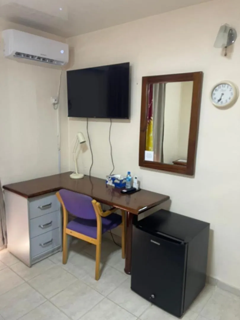 TV and multimedia in Hotel Barmoi