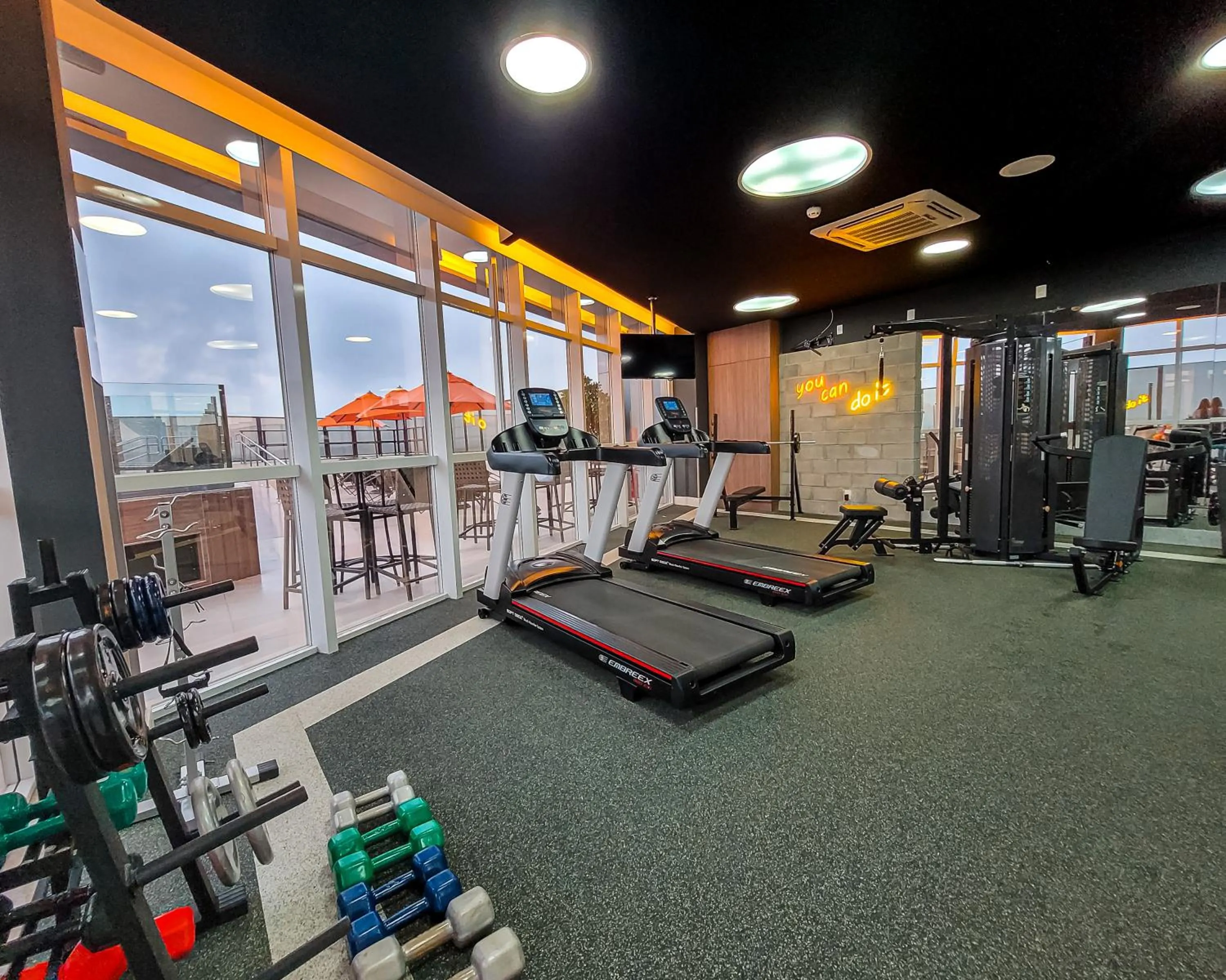 Fitness centre/facilities in Intercity Suape Costa Dourada