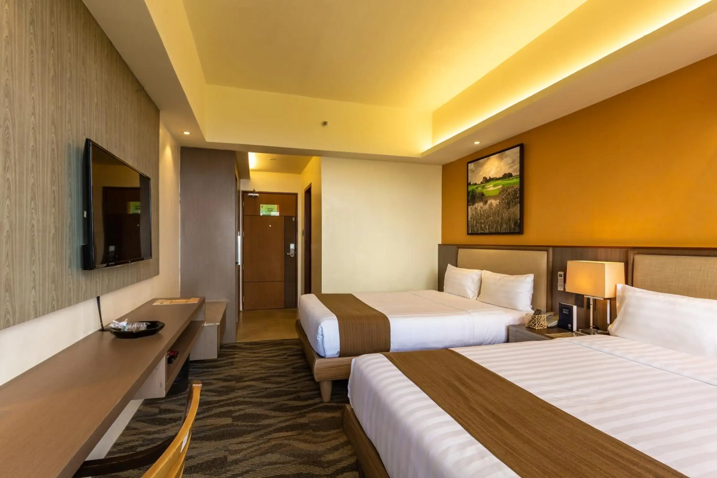 Bedroom, Bed in Splendido Tagaytay Hotel and Country Club Bedroom, Bed in Splendido Tagaytay Hotel and Country Club