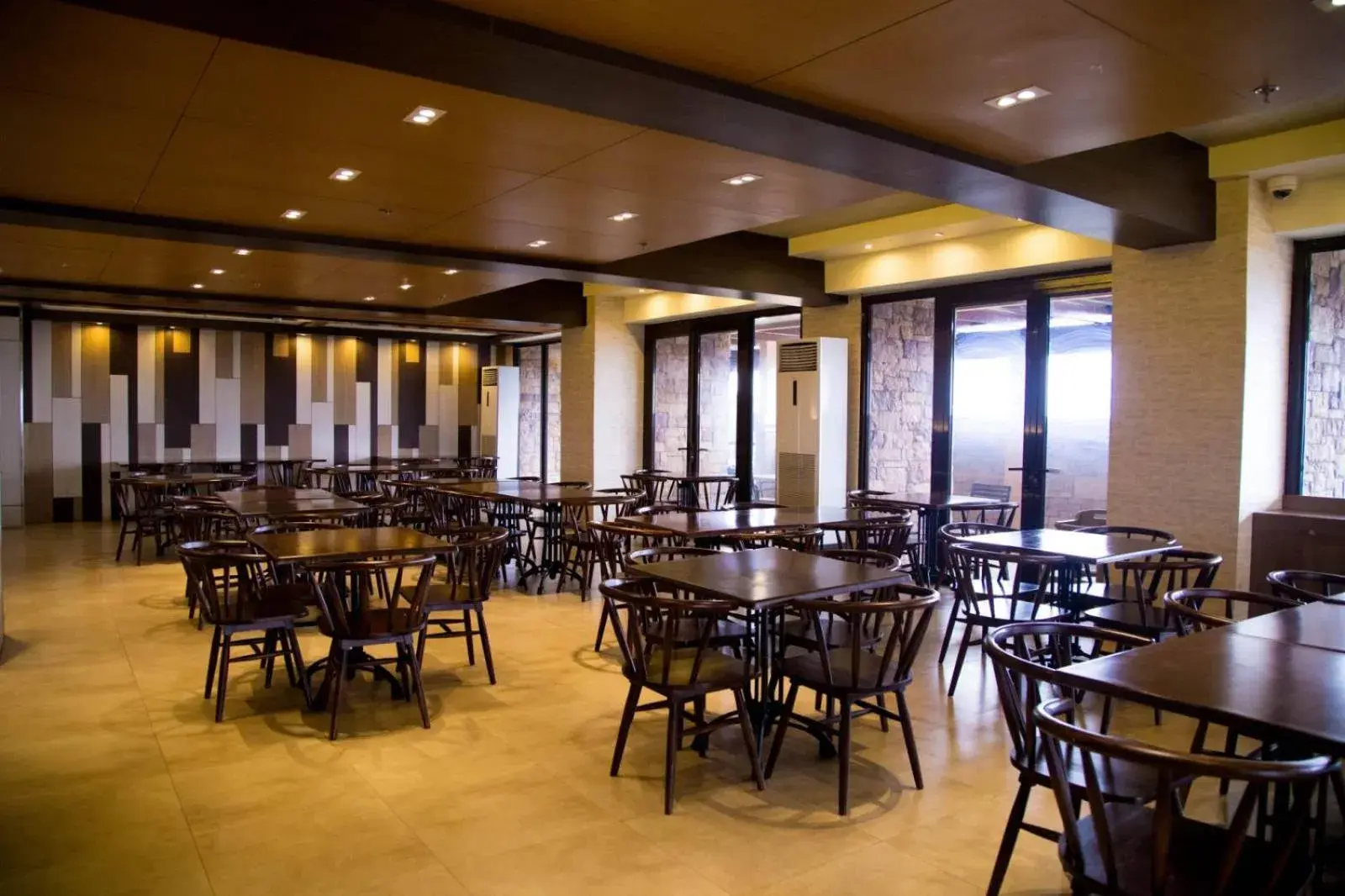 Restaurant/places to eat in Splendido Tagaytay Hotel and Country Club Restaurant/places to eat in Splendido Tagaytay Hotel and Country Club