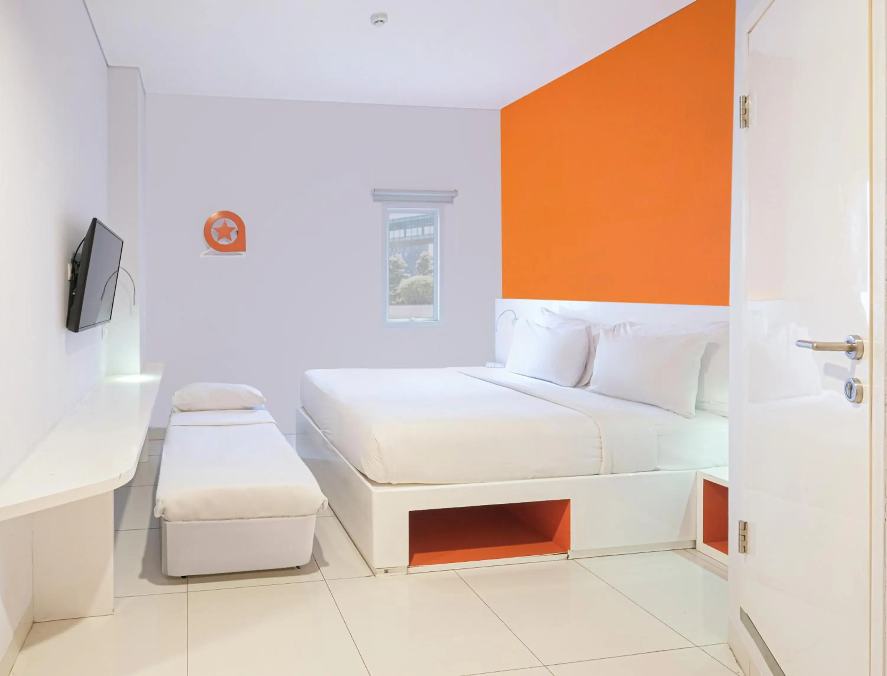 Bedroom, Bed in Starlet Hotel Serpong Bedroom, Bed in Starlet Hotel Serpong