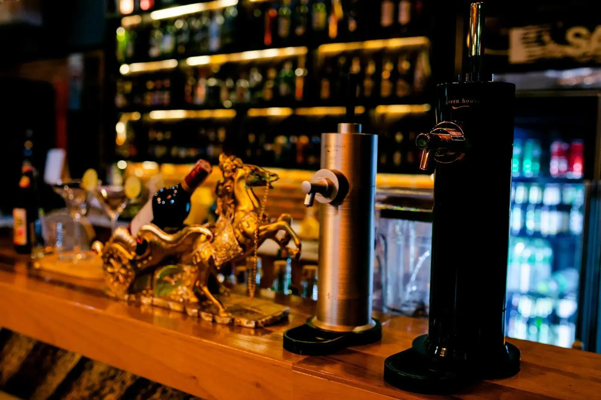 Lounge or bar in Neenlawat Riverside Lounge or bar in Neenlawat Riverside