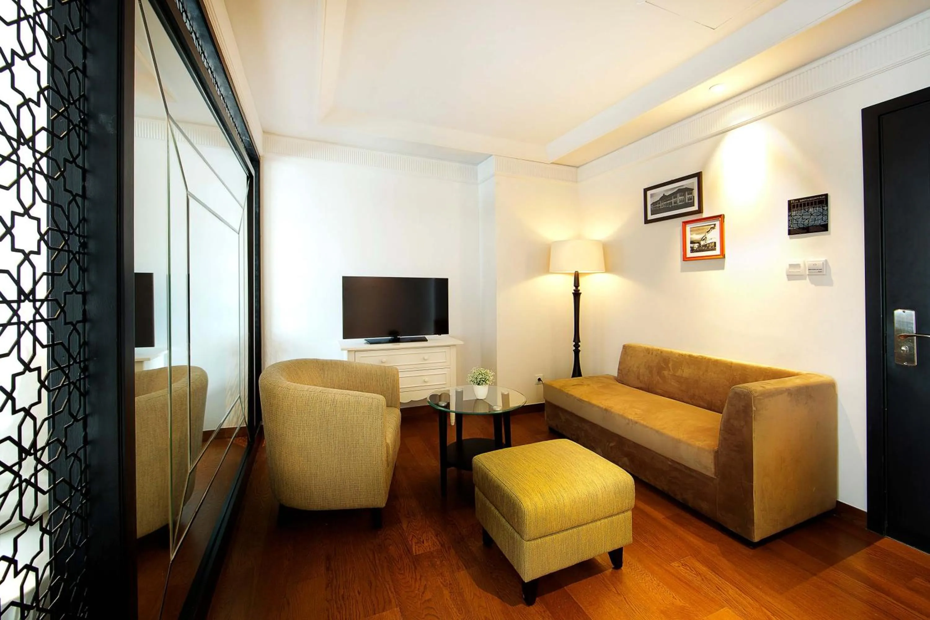 Bedroom in De Paviljoen Bandung