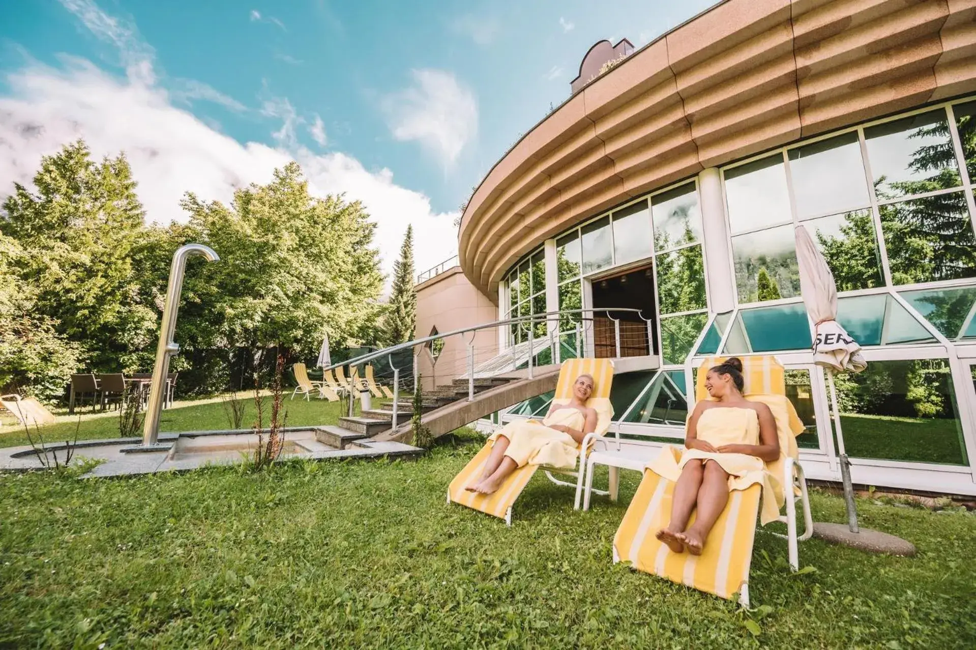 sunbed in Thermalhotel De France sunbed in Thermalhotel De France