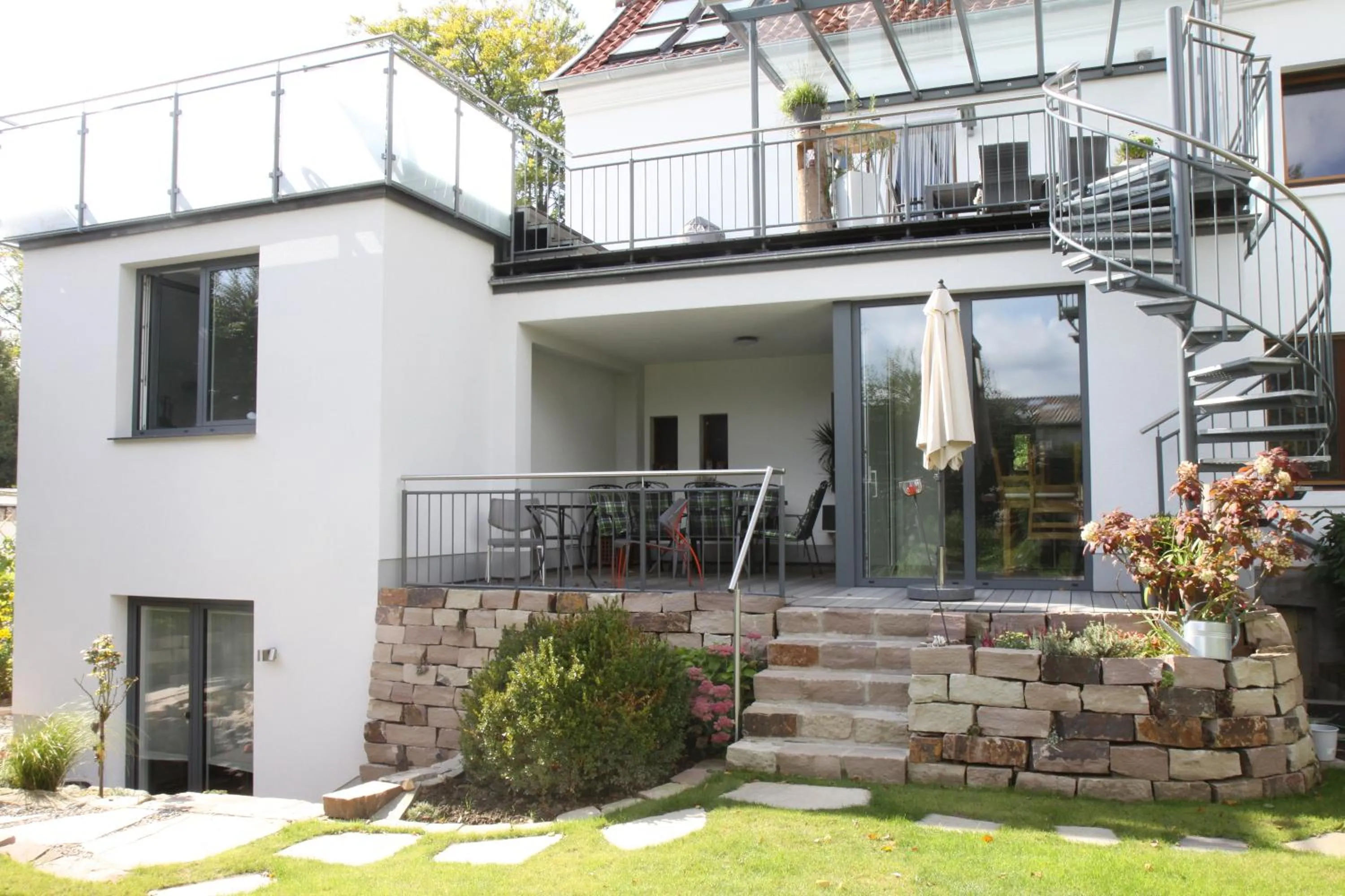 Property building in Natürlich FAMOS Schlafen
