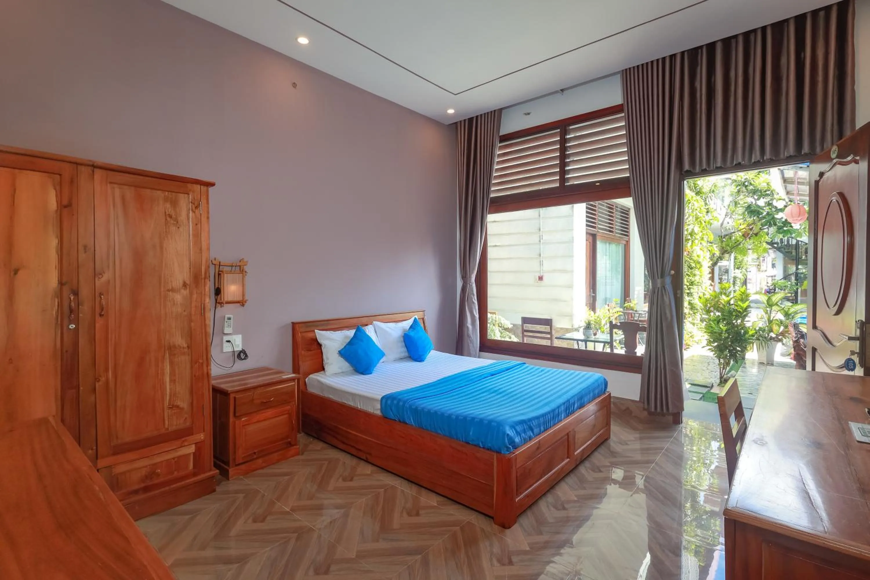 Bed in Hotel Blue Dragon